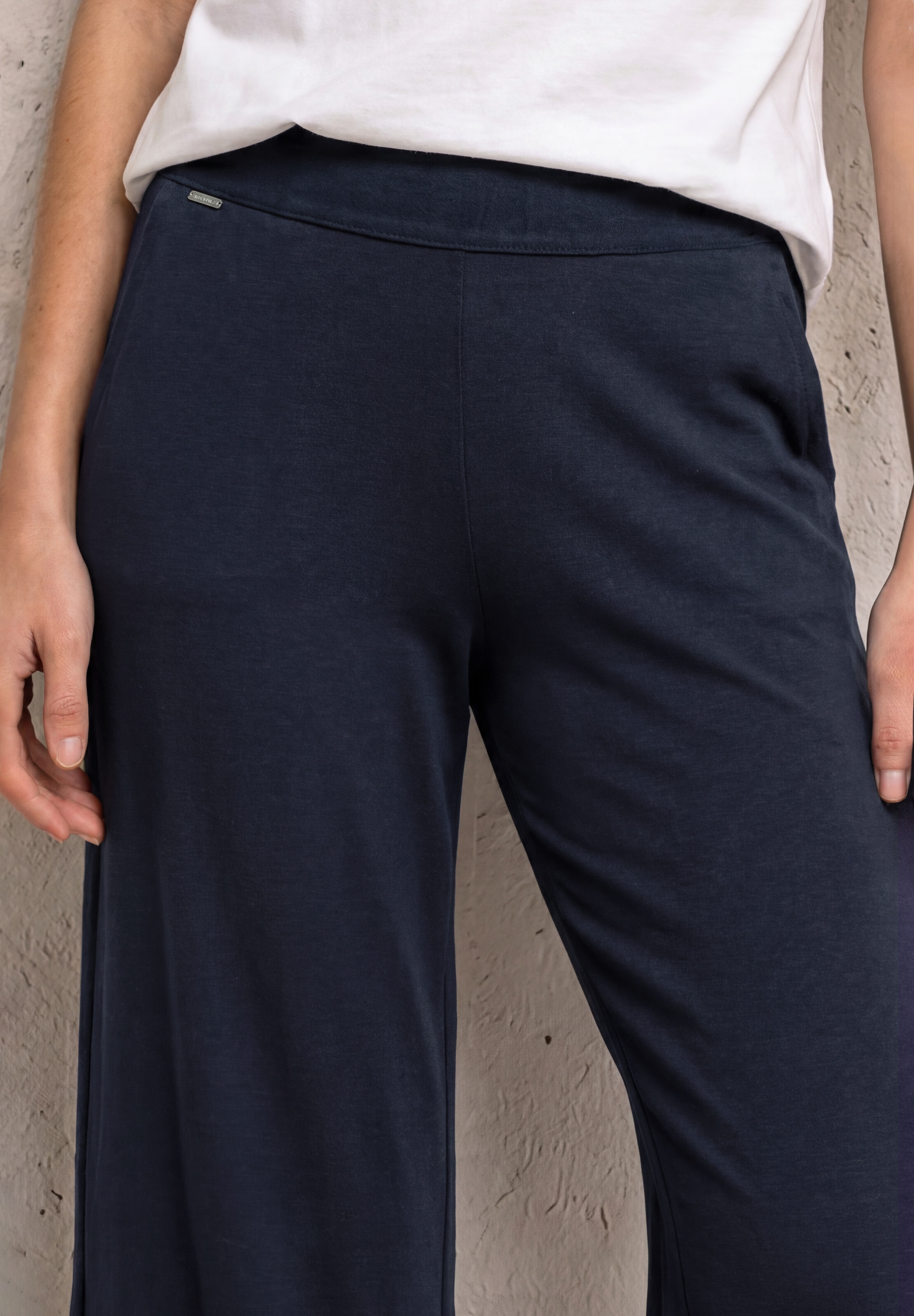 STREET ONE Pantalon en tissu »Style Emee«  en coupe loose
