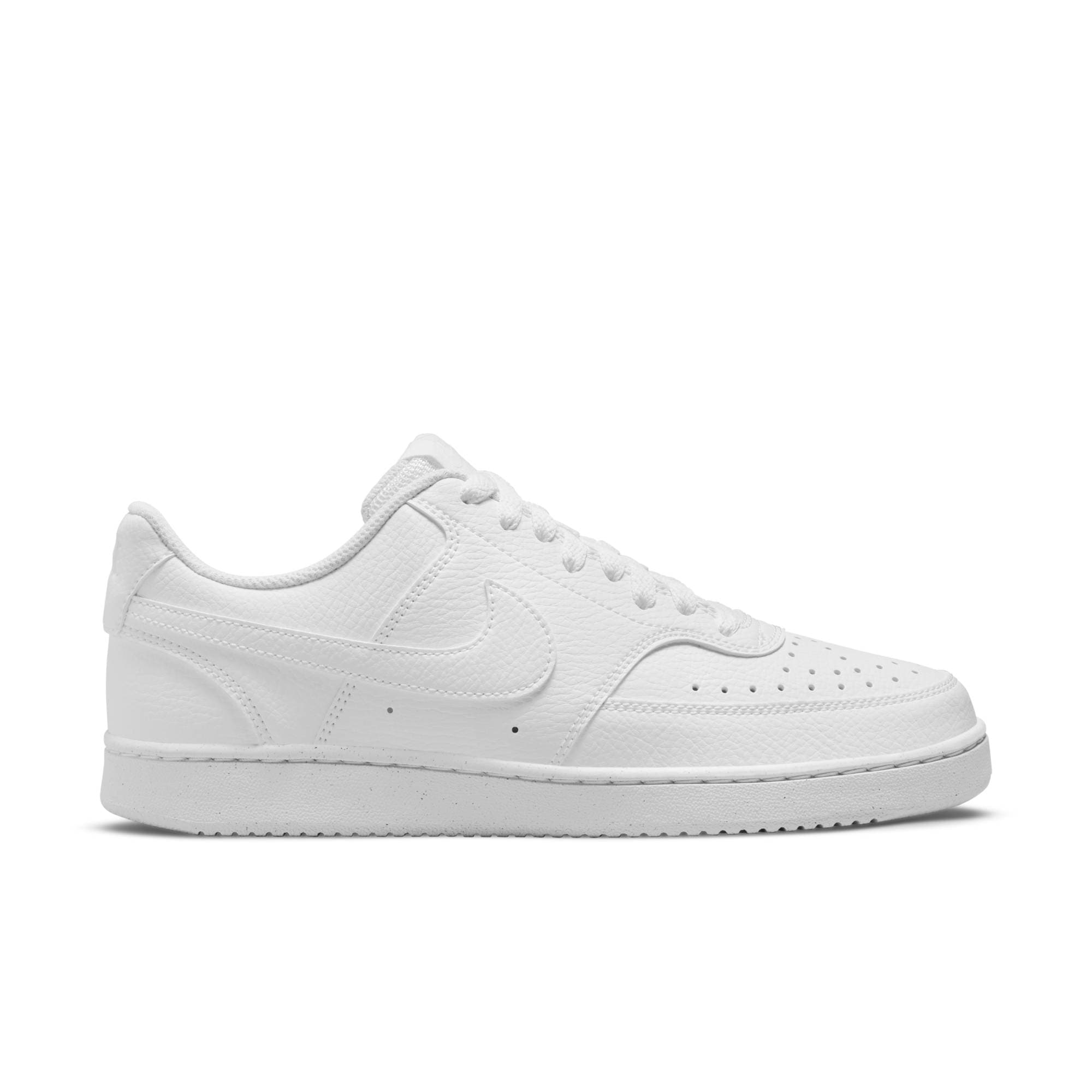 Nike Sportswear Sneaker »COURT VISION LOW NEXT NATURE«, Design auf den Spuren des Air Force 1