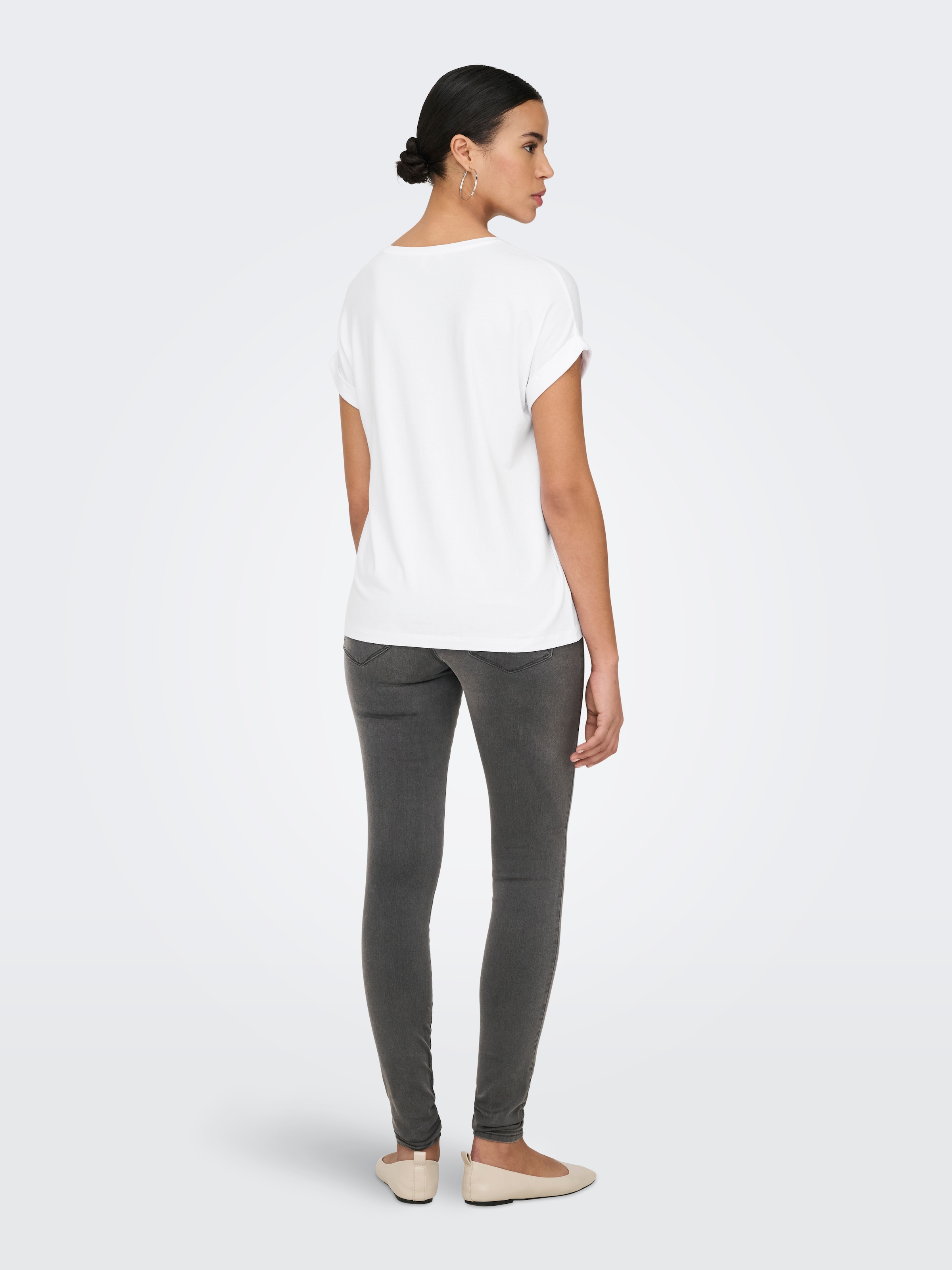 ONLY T-shirt »ONLMOSTER – T-Shirt mit melierter Optik und elastischem Material« meliert, casual, lässig geschnitten, Viskosemischung, Rundhals