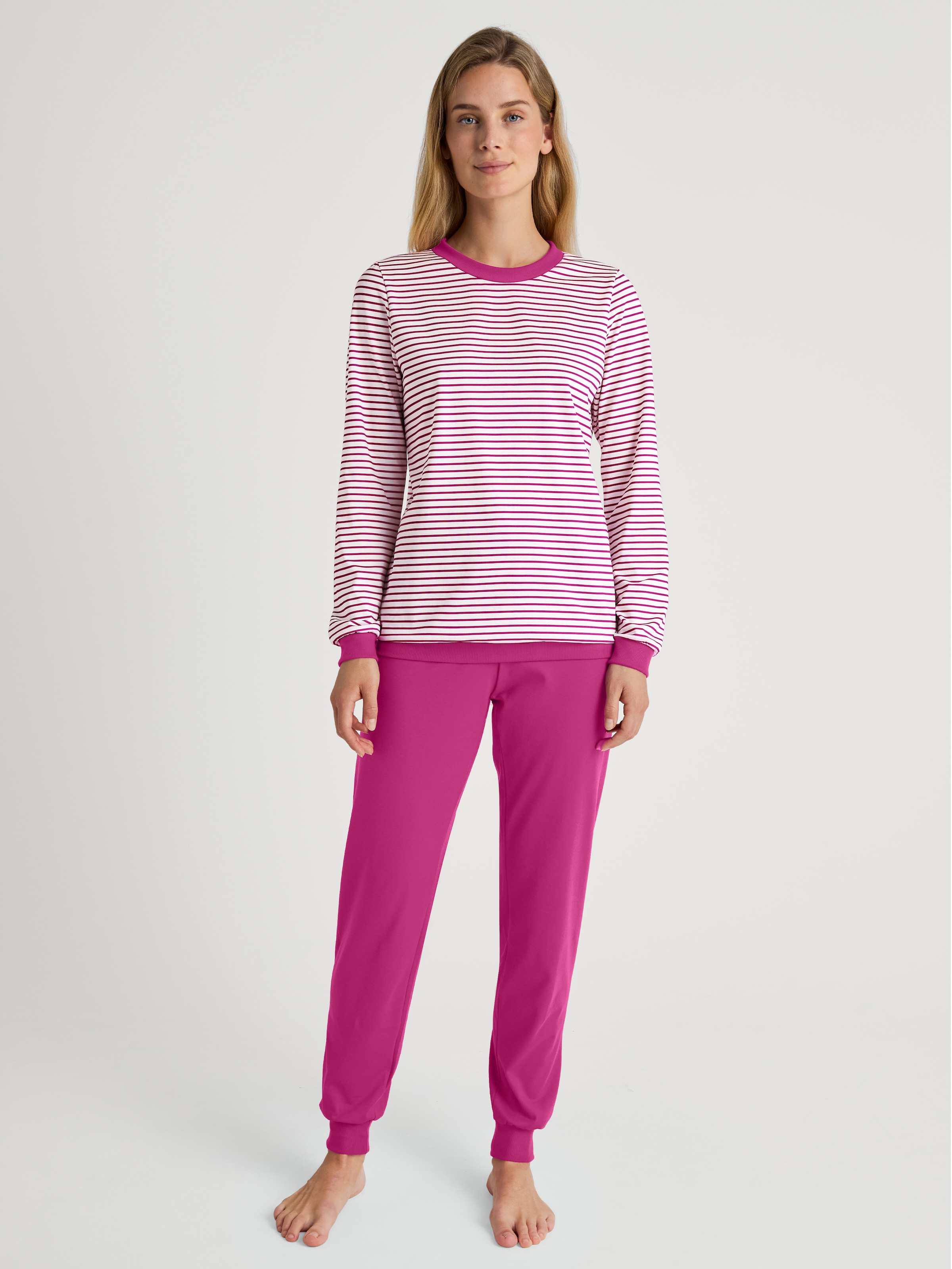 CALIDA Pyjama 2 Qualité single jersey, manches longues, col rond,