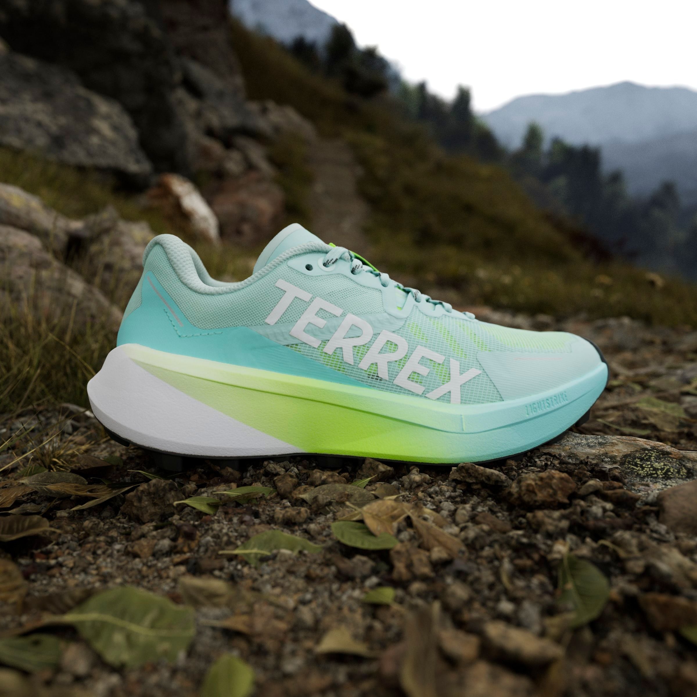 adidas TERREX Trailrunningschuh »TERREX AGRAVIC 3 TRAILRUNNING«