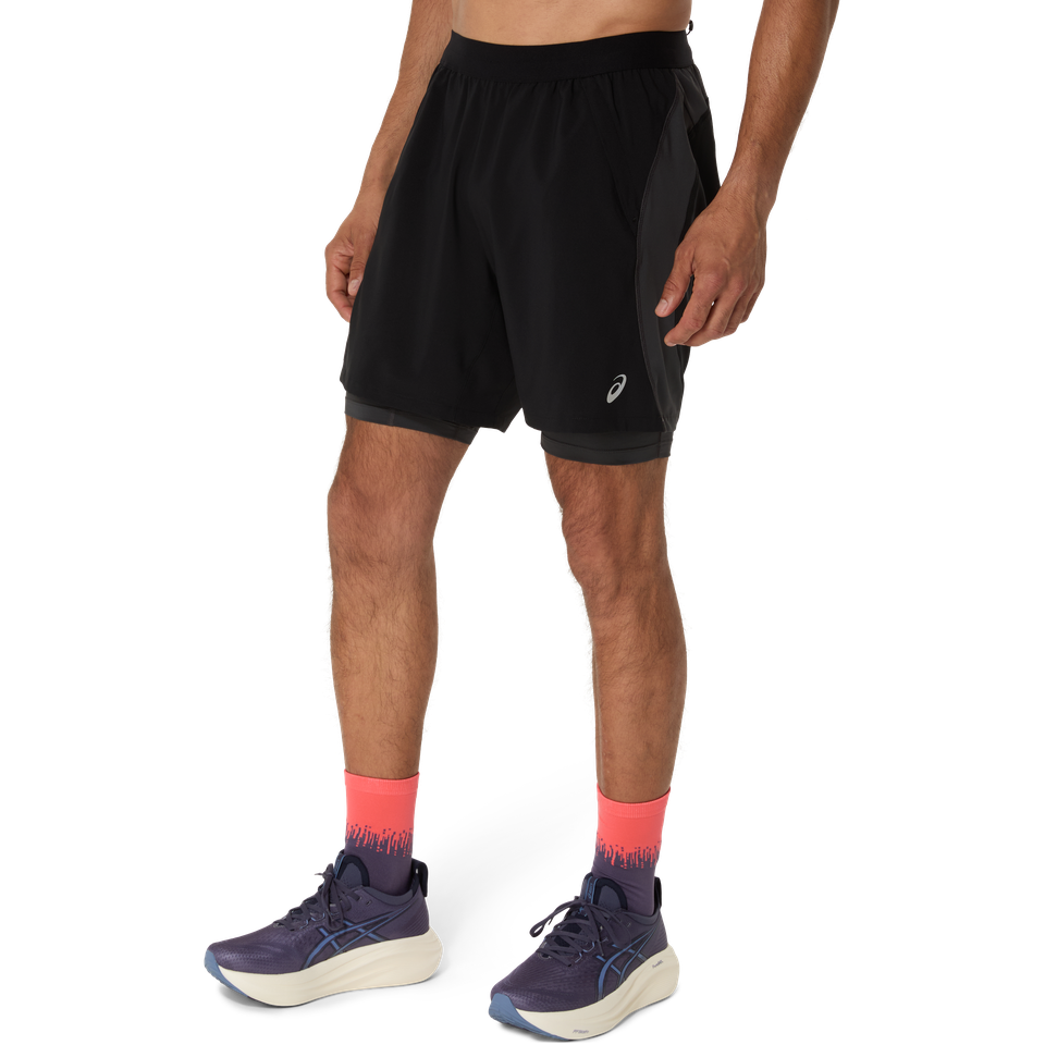 Asics Laufshorts »ROAD 2-N-1 7IN SHORT«  2-in-1 Design, mit Eingrifftaschen, sportlicher Stil