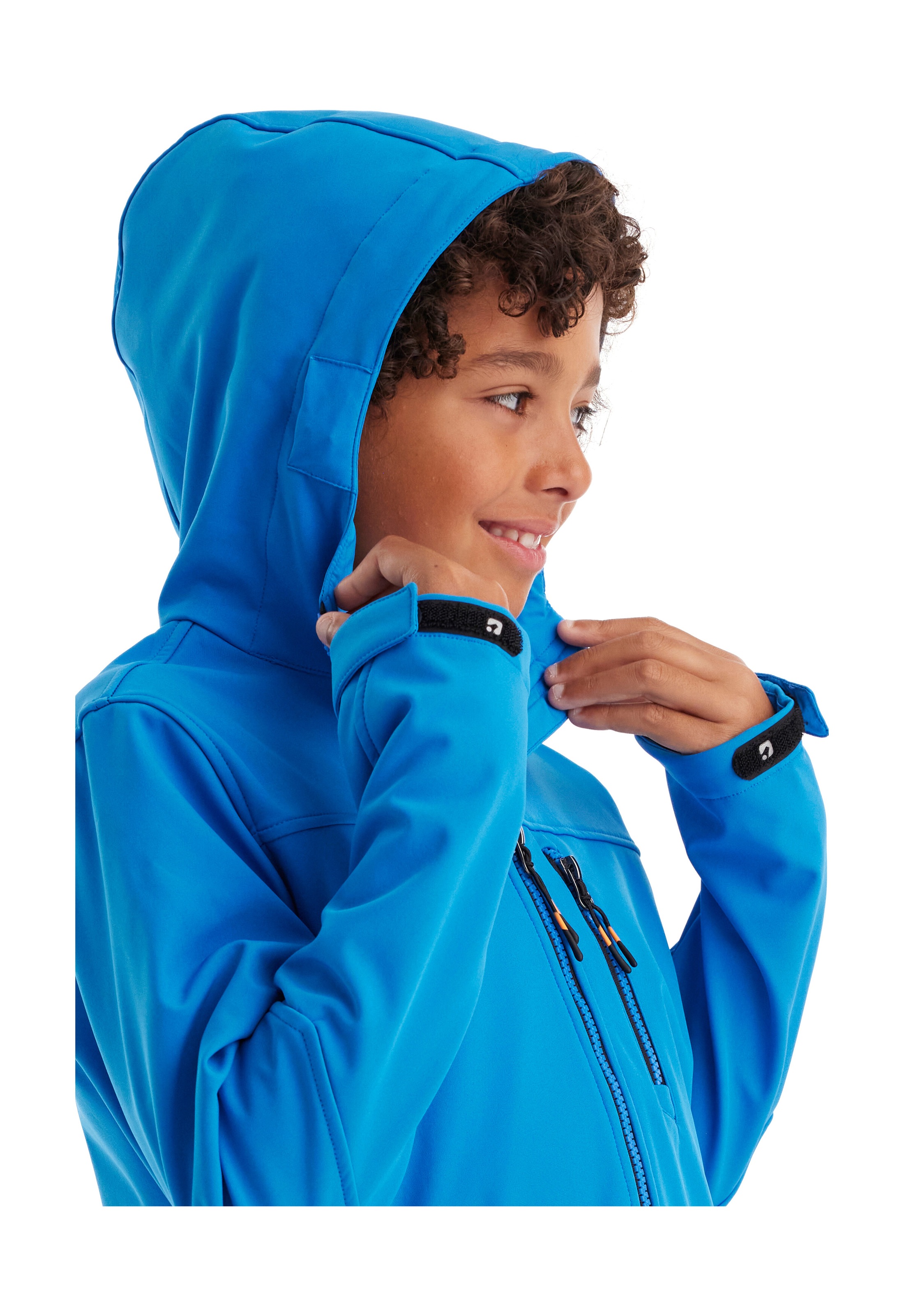 Killtec Softshelljacke »Jungen Softshelljacke«, Wasserabweisende Softshelljacke mit Fleece und verstellbaren Details