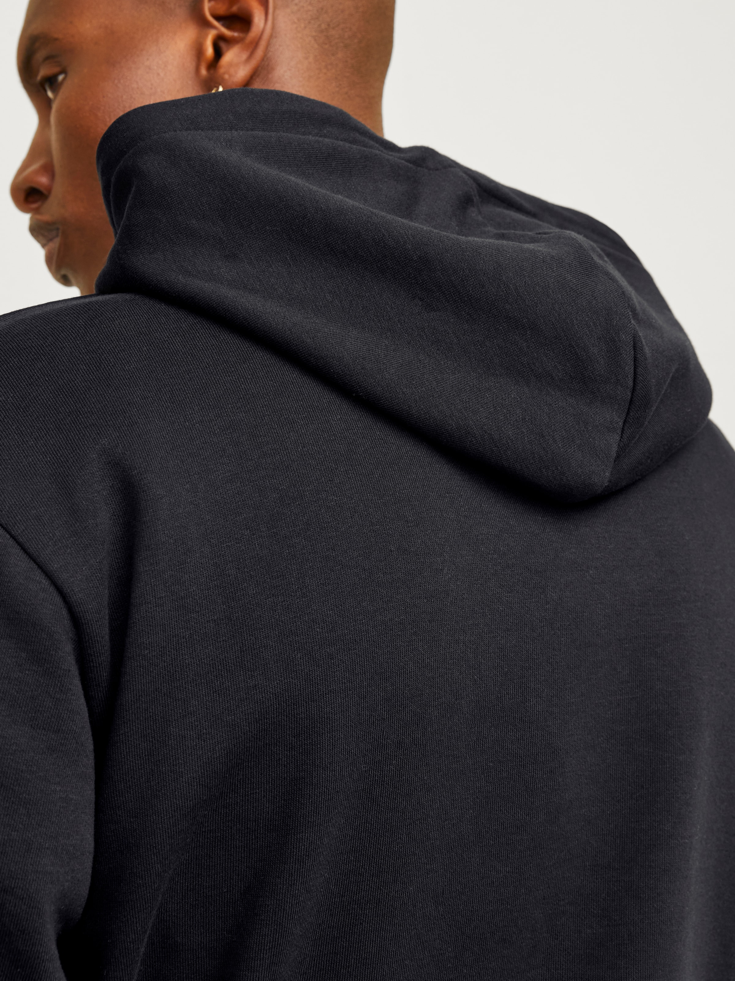 Jack & Jones Sweat à capuche »JJECALEB VARSITY SWEAT HOOD NOOS«
