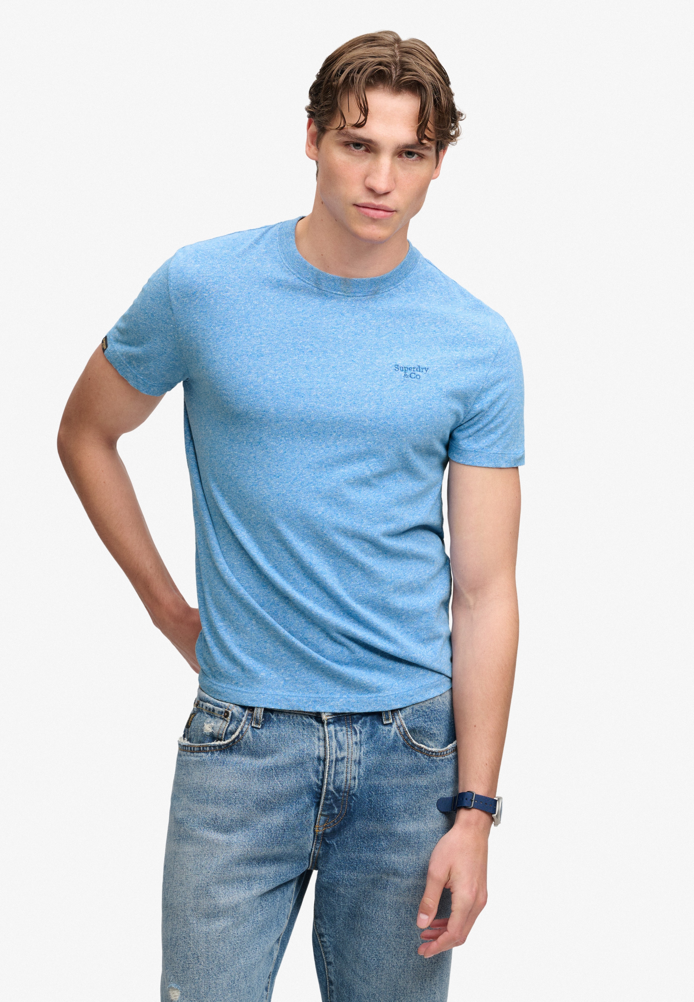Superdry Rundhalsshirt »ESSENTIAL SERIF LOGO EMB TEE« Baumwolle, regular fit