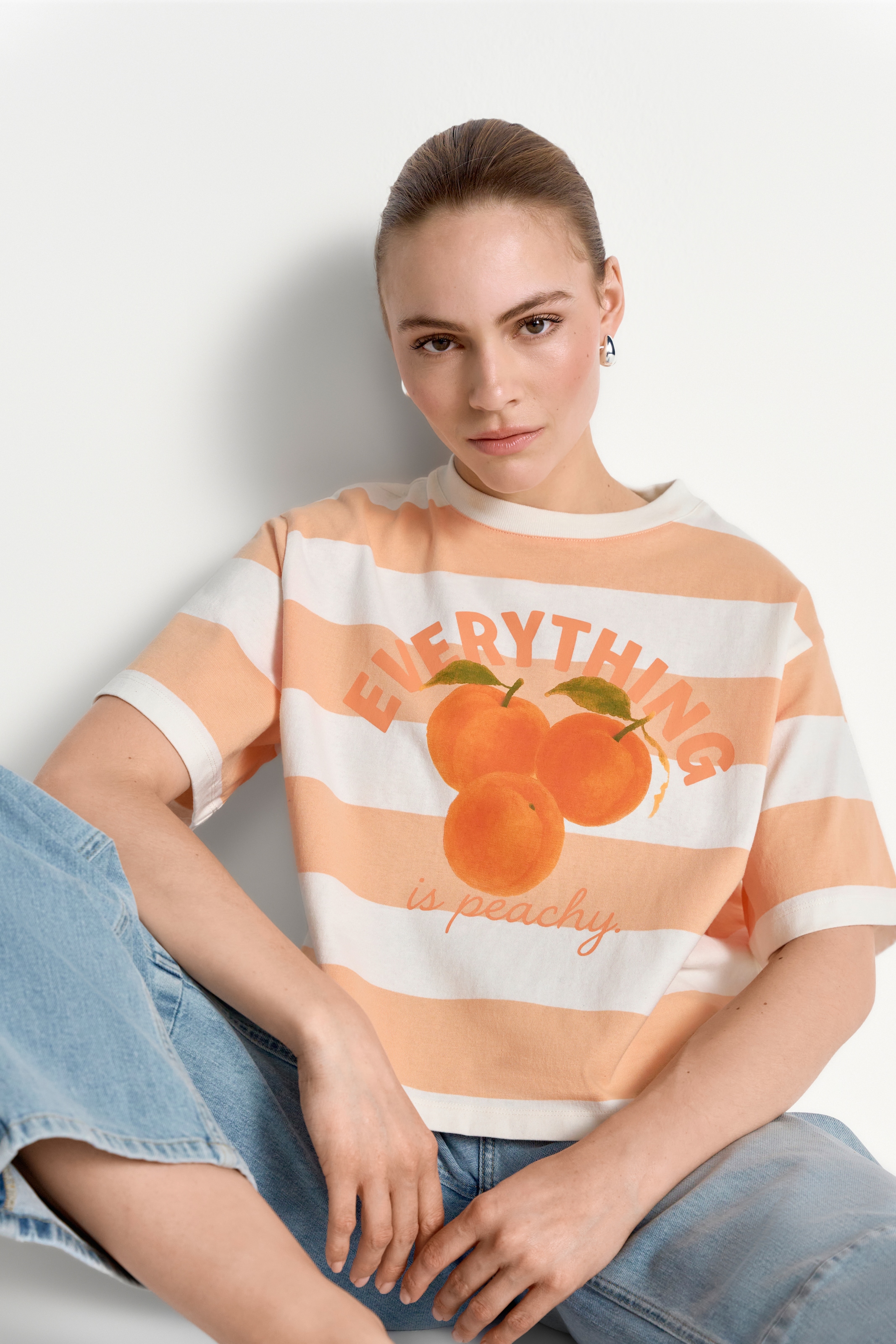 Image of RICHROYAL T-Shirt Regular fit mit Aprikosenprint