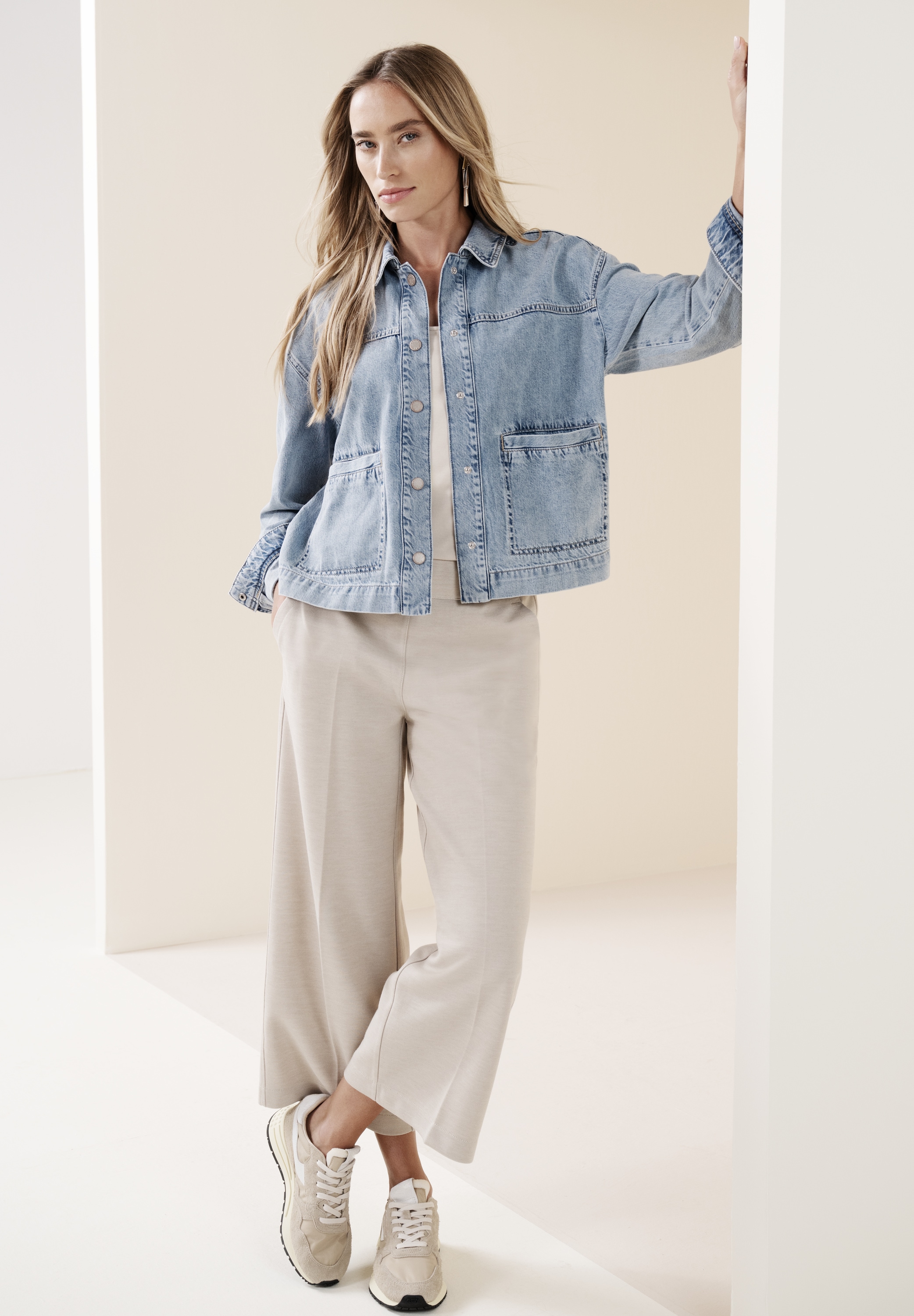 STREET ONE Jeansjacke ohne Kapuze mit grossen Taschen und Hemdkragen