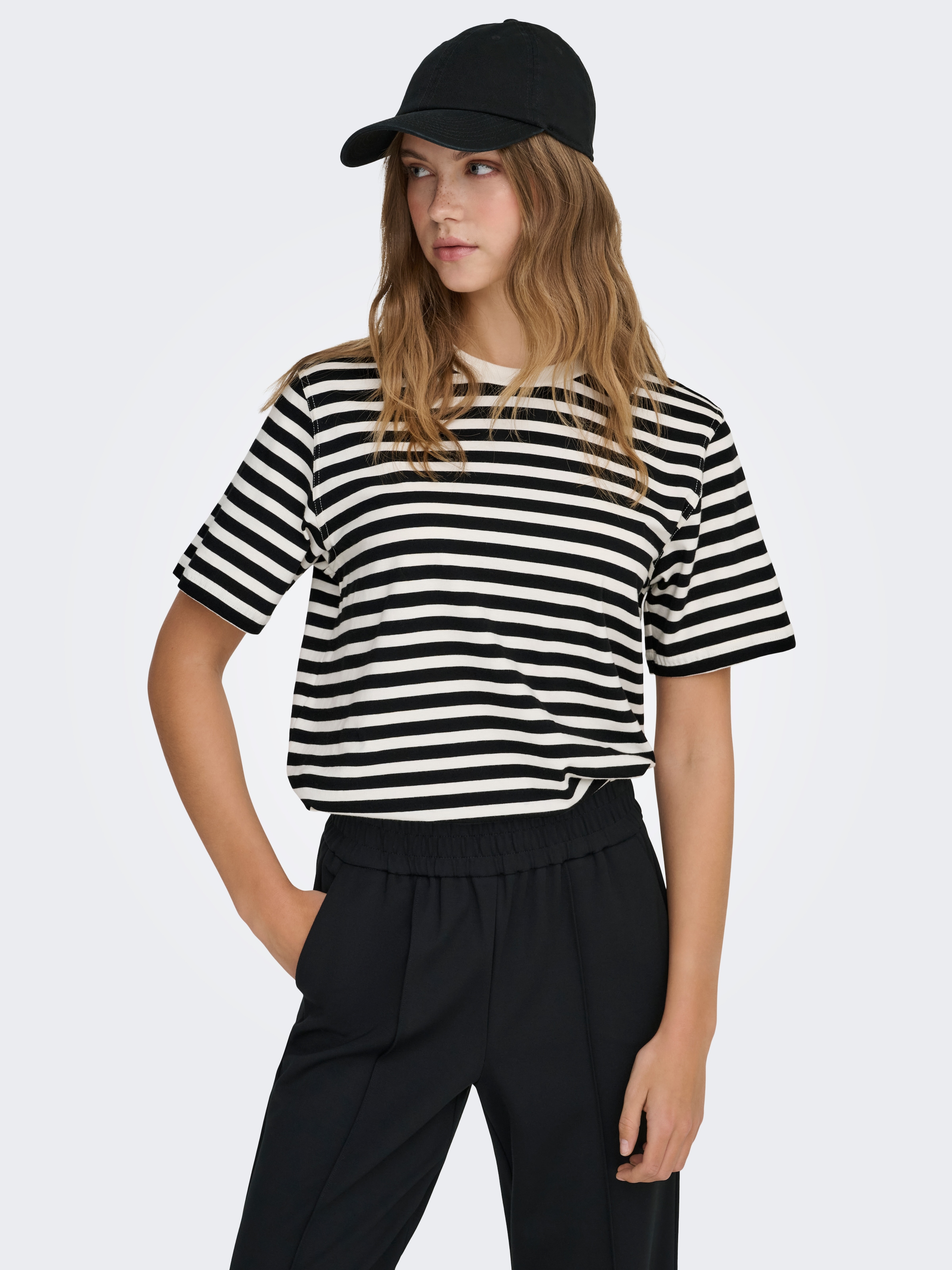 ONLY T-shirt à manches courtes »ONLLIVINA S/S STRIPE TEE JRS NOOS«