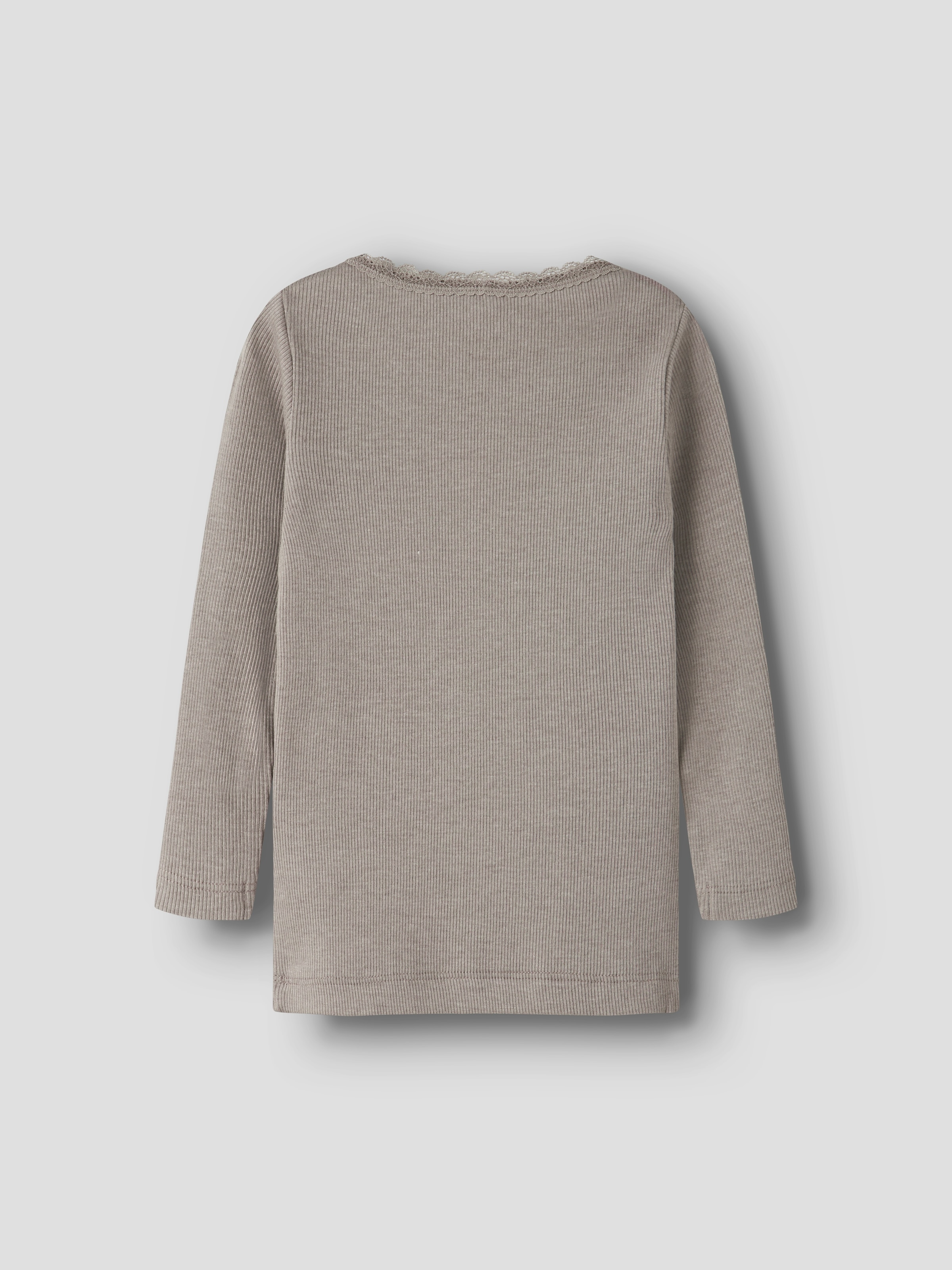 Name It Langarmshirt »NMFKAB LS TOP NOOS«, in Feinripp und mit süsser Spitzenkante am Ausschnitt