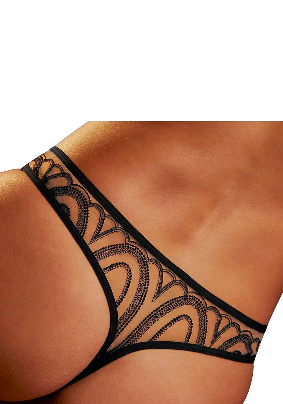 ♕ LASCANA String, in modischer Tattoo-Optik versandkostenfrei kaufen