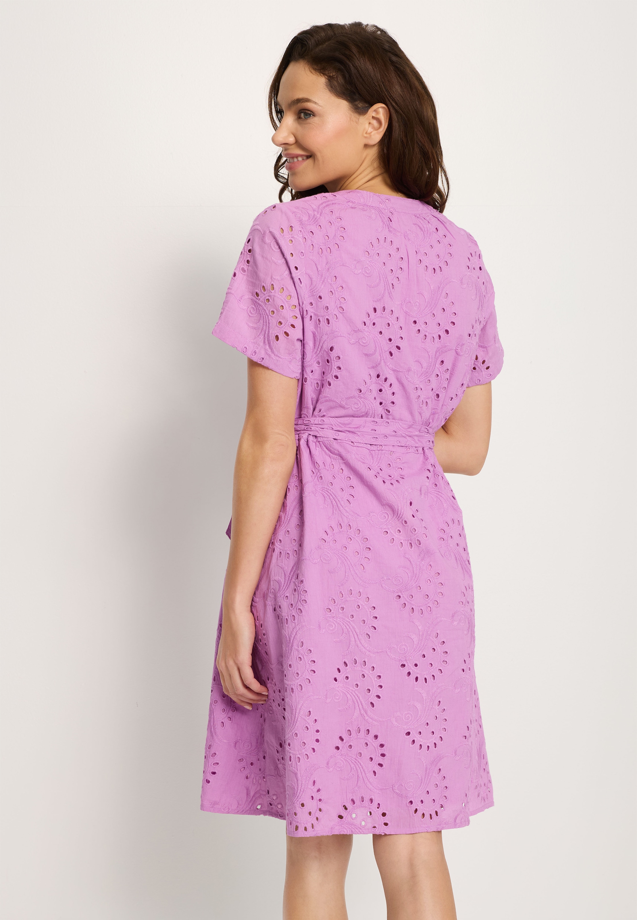 LASCANA Robe chemisier et broderie ajourée, robe en dentelle