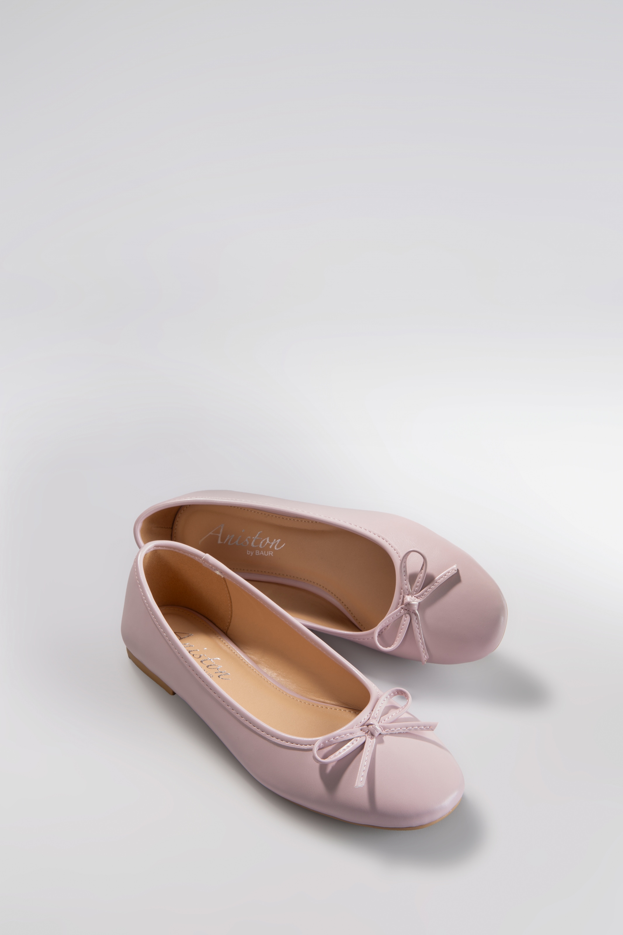 Image of Aniston SHOES Ballerina Loafer, Slipper, mit susser Schleife