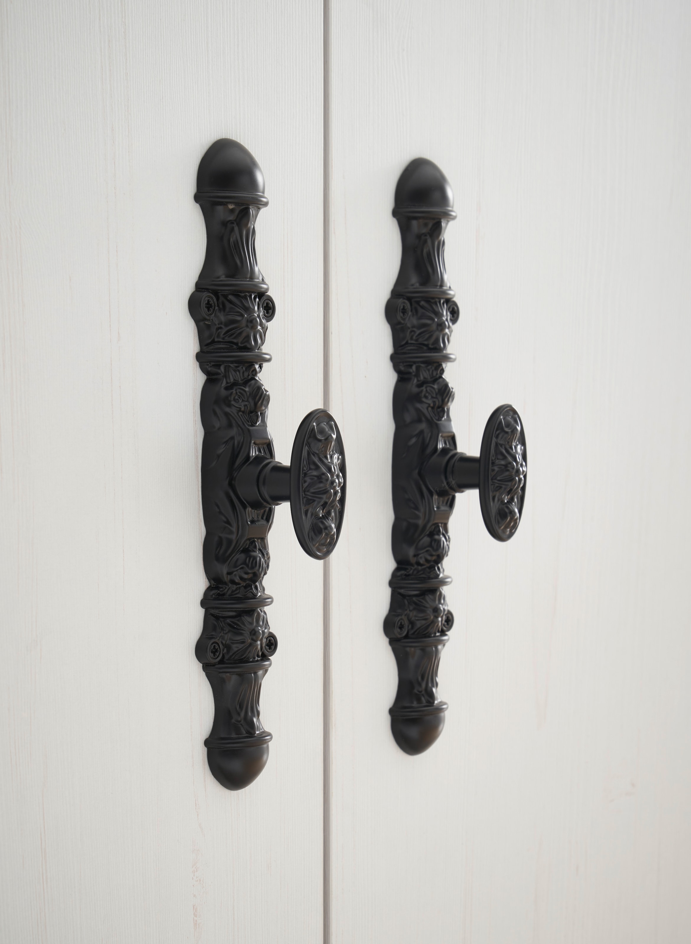 Home affaire Kücheninsel »Florenz, Küchenblock in Pinie Weiss, Kochinsel, Küchenarbeitsblock« Breite 161 cm, mit verschnörkeltem Metallgriff, Arbeitshöhe 92 cm