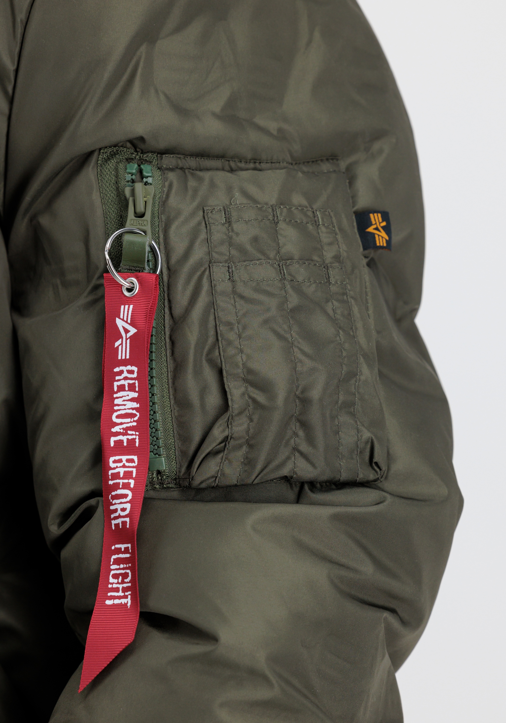 Alpha Industries Veste d'hiver »MA-1 Emb. Logo Puffer«