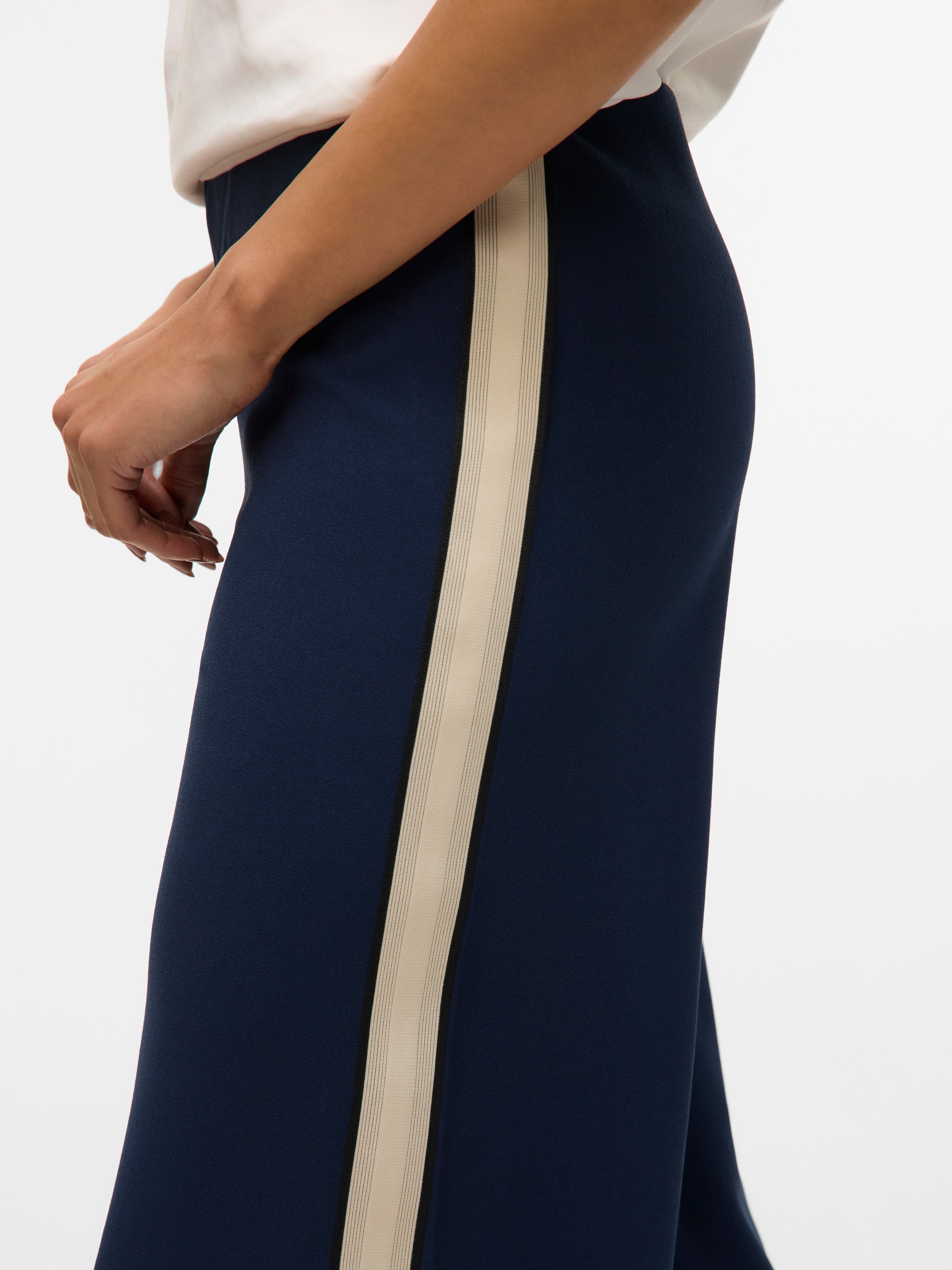 Vero Moda Anzughose »VMBERLIN MW WIDE PANEL PANT NOOS«