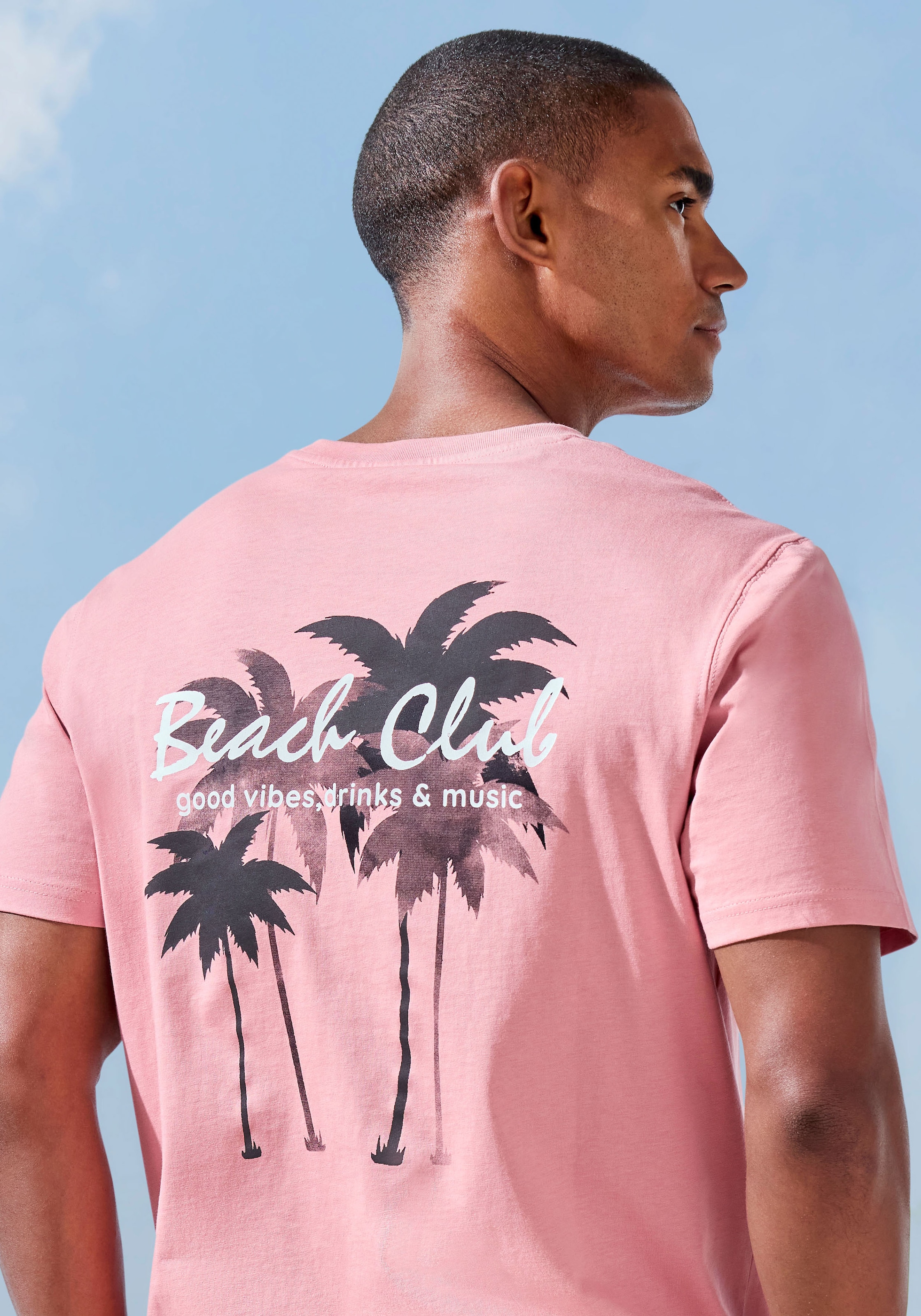 Beachtime T-Shirt »mit grossem Rückenprint«, Regular-Fit, mit Print vorn und hinten