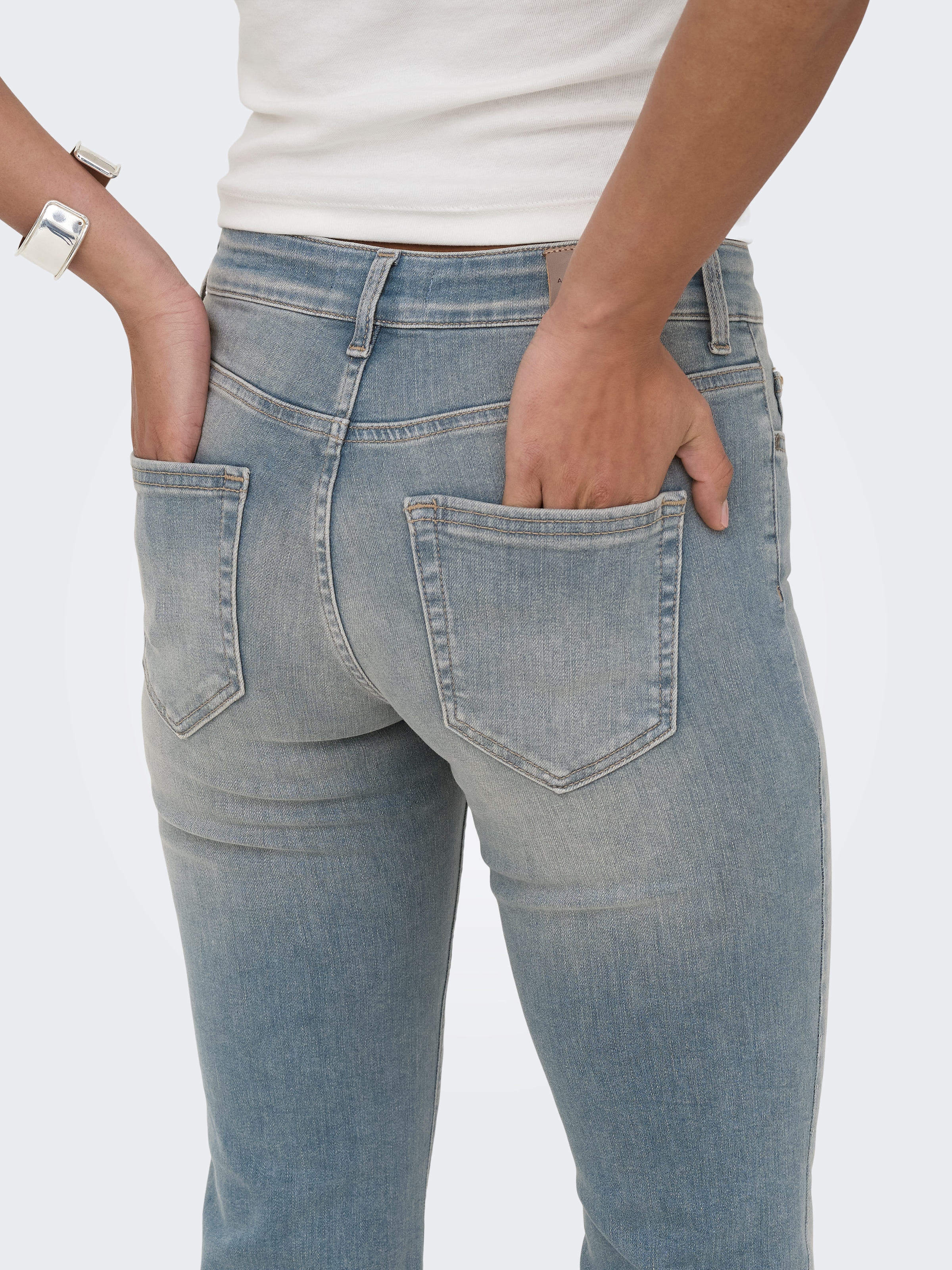 ONLY Jeans bootcut »ONLBLUSH MID FLARED DNM REA638« mélange de coton, coupe bootcut