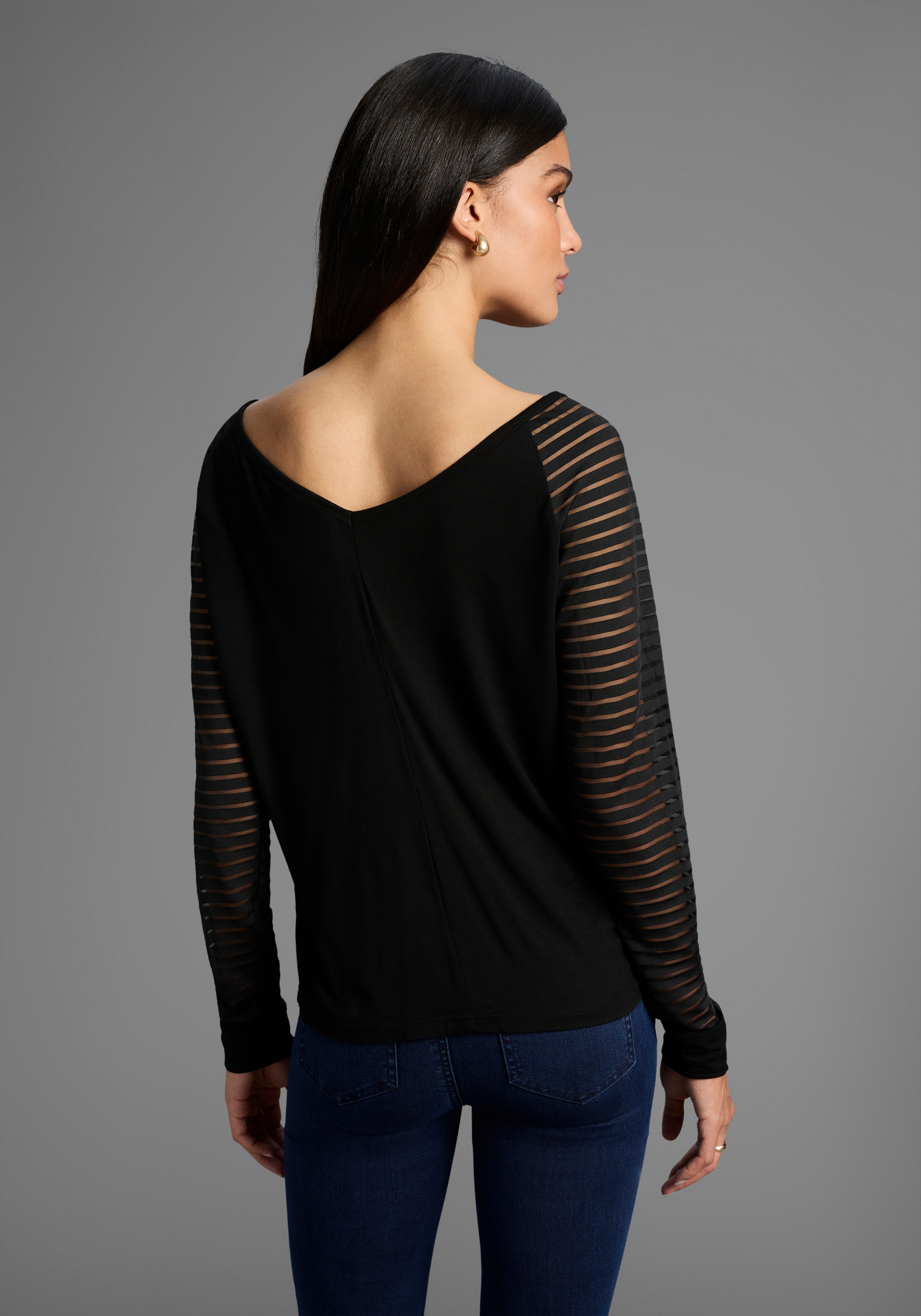Bruno Banani V-Shirt, mit Mesh-Streifen im Ärmel - NEUE KOLLEKTION