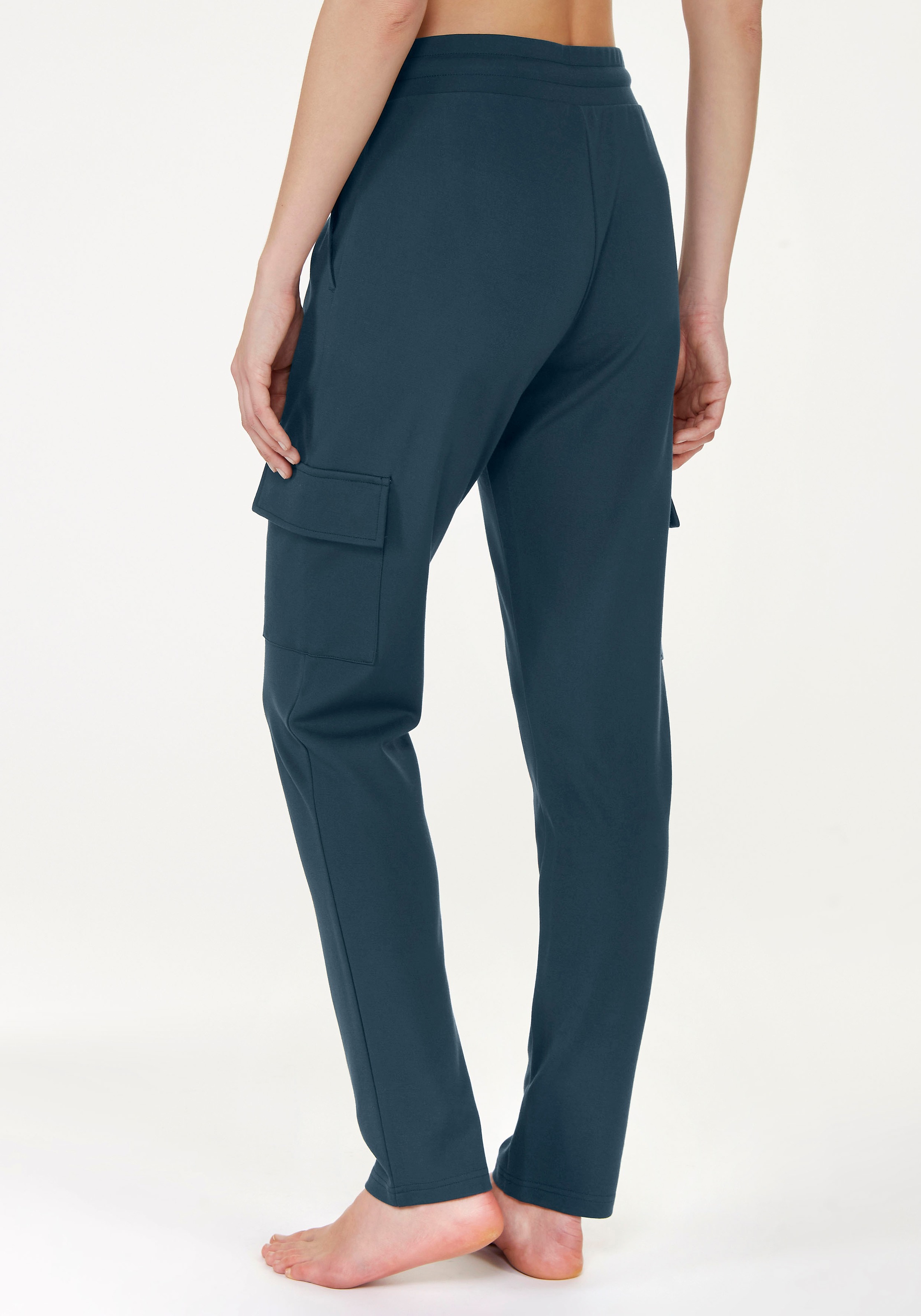 LASCANA Pantalon cargo  en matière fluide et douce, vêtements d’intérieur