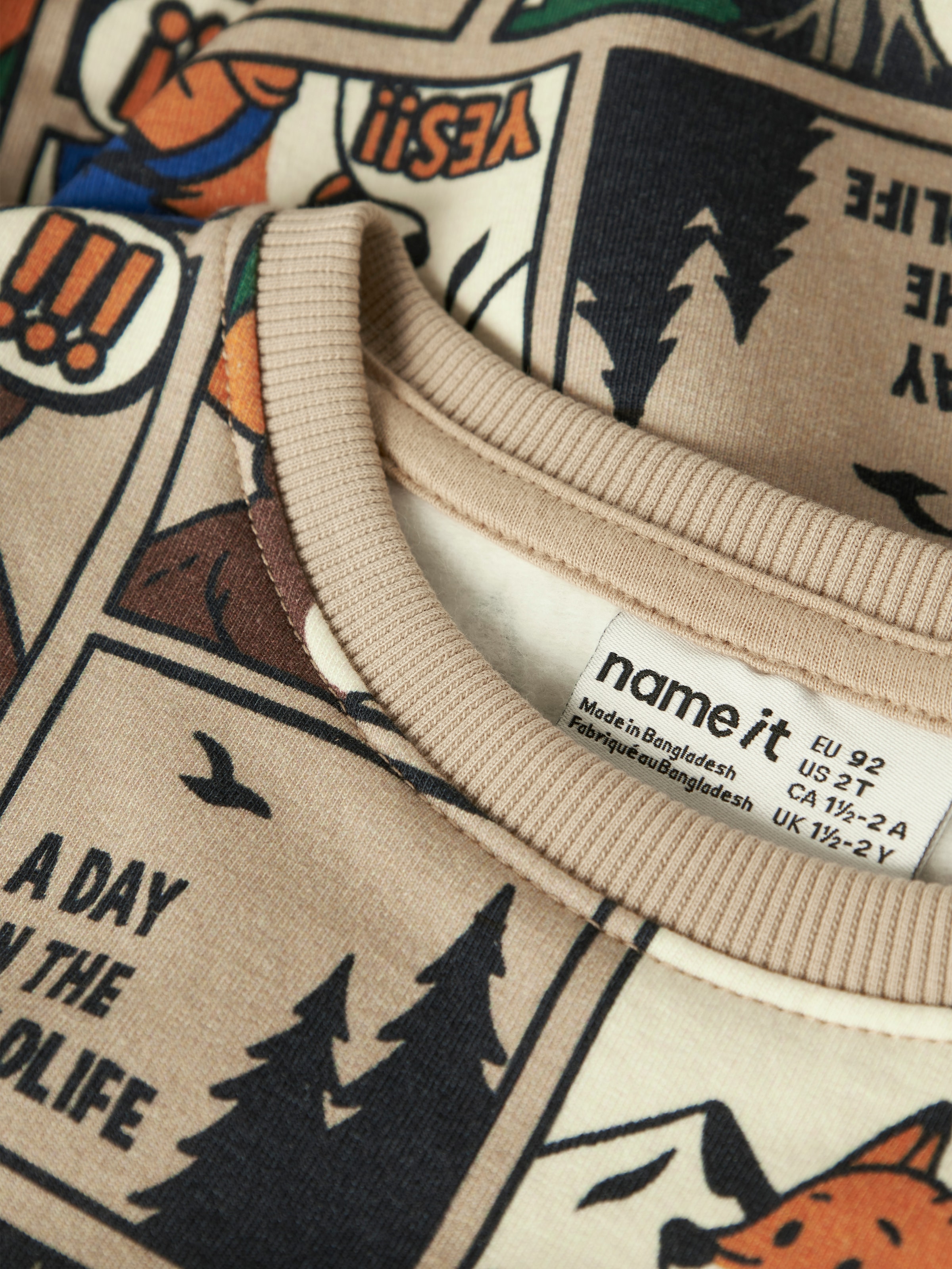 Name It Sweat-shirt »NMMOSWALDY LS NREG SWEAT BRU BOX«, Baumwollmischung, regular fit, Comic Print

