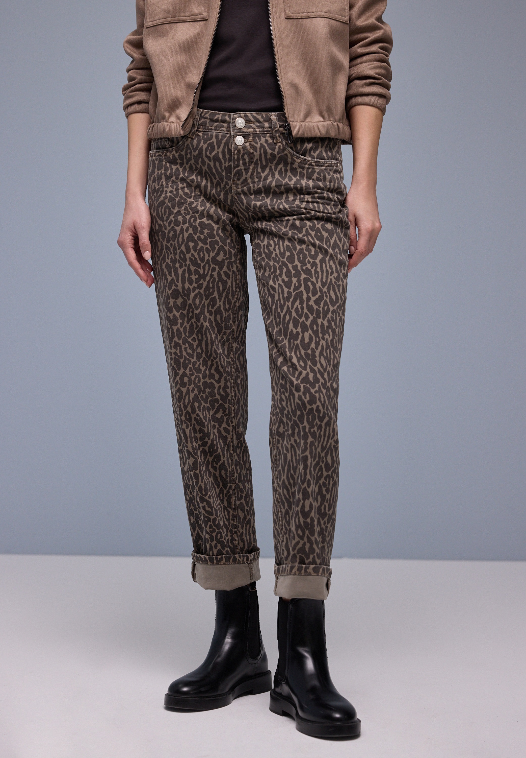 Image of STREET ONE Straight-Jeans "Style Amalia" im Leo-Look