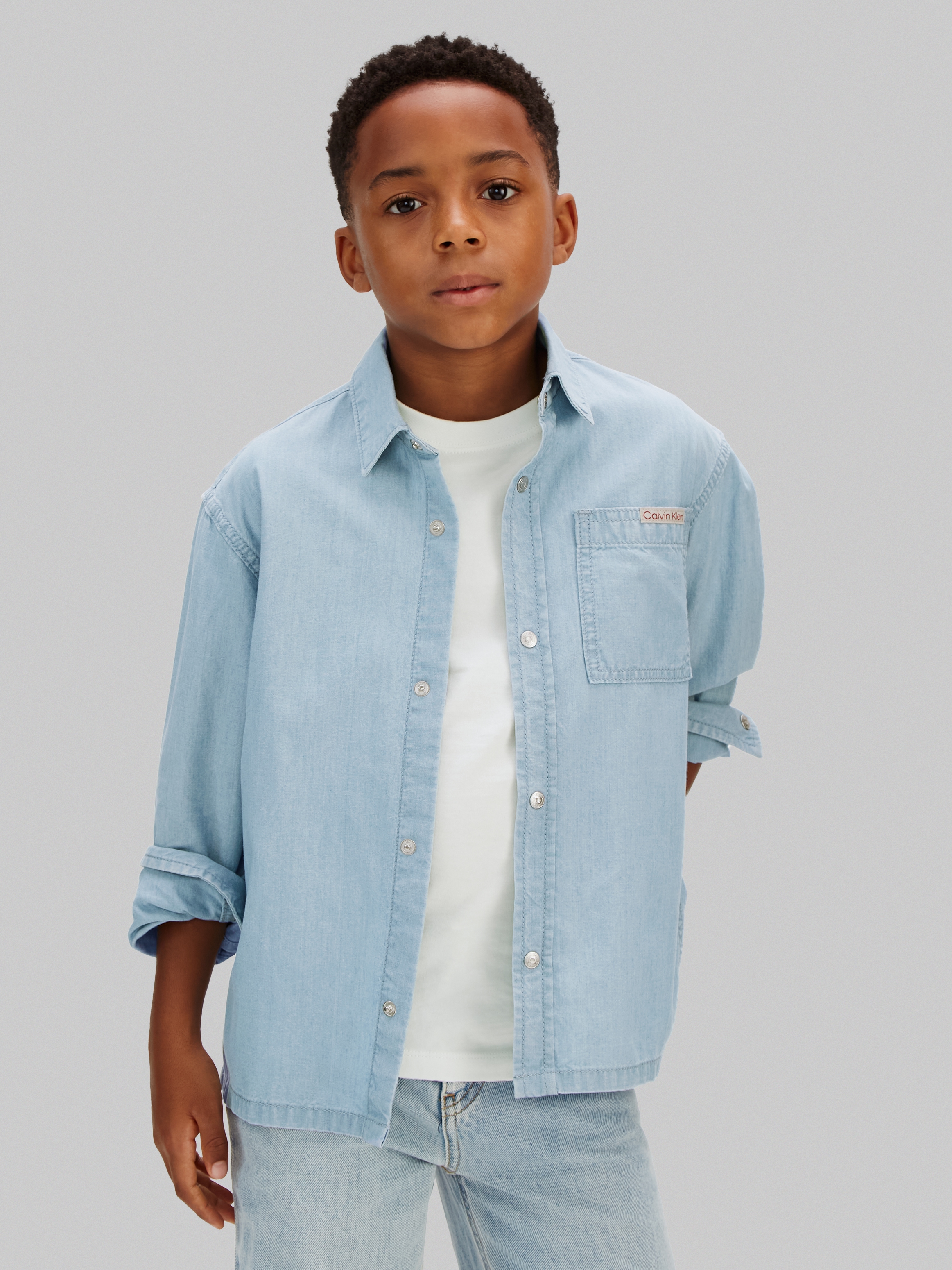 Image of Calvin Klein Jeanshemd "CHAMBRAY WOVEN" Regular fit für Kinder mit Brusttasche