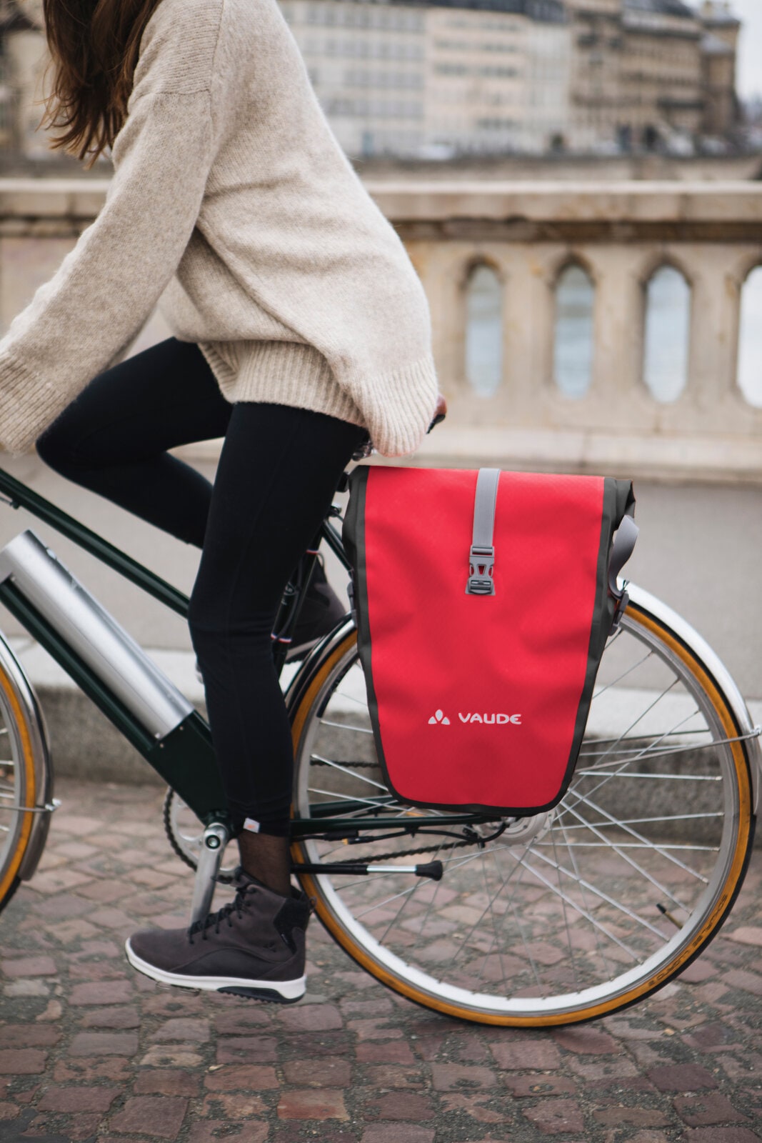 VAUDE Fahrradtasche »Aqua Back« Fahrradtasche, aus Polyester, 48 Liter, mit Wickelverschluss