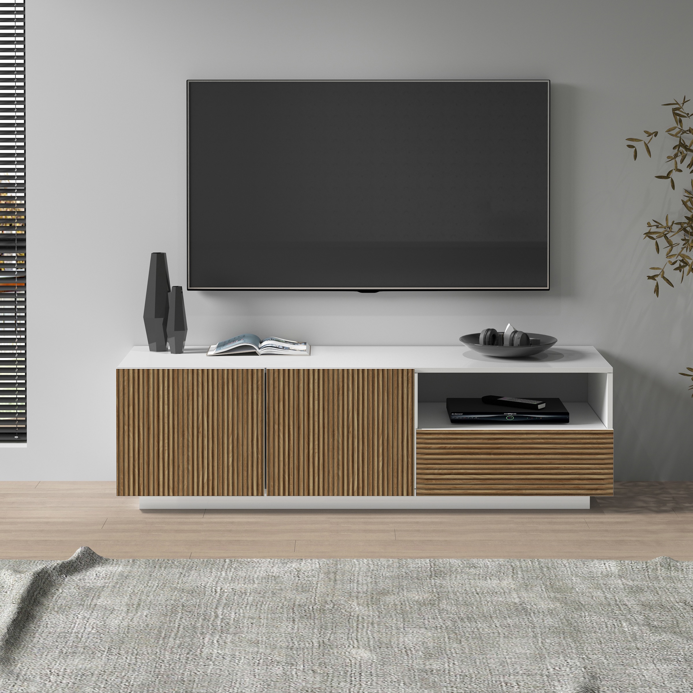 Home affaire Lowboard »Vega,Lowboard,TV Board,TV Schrank,150 cm« mit 2 Türen und 1 Schublade,Fronten mit Rillen-Optik