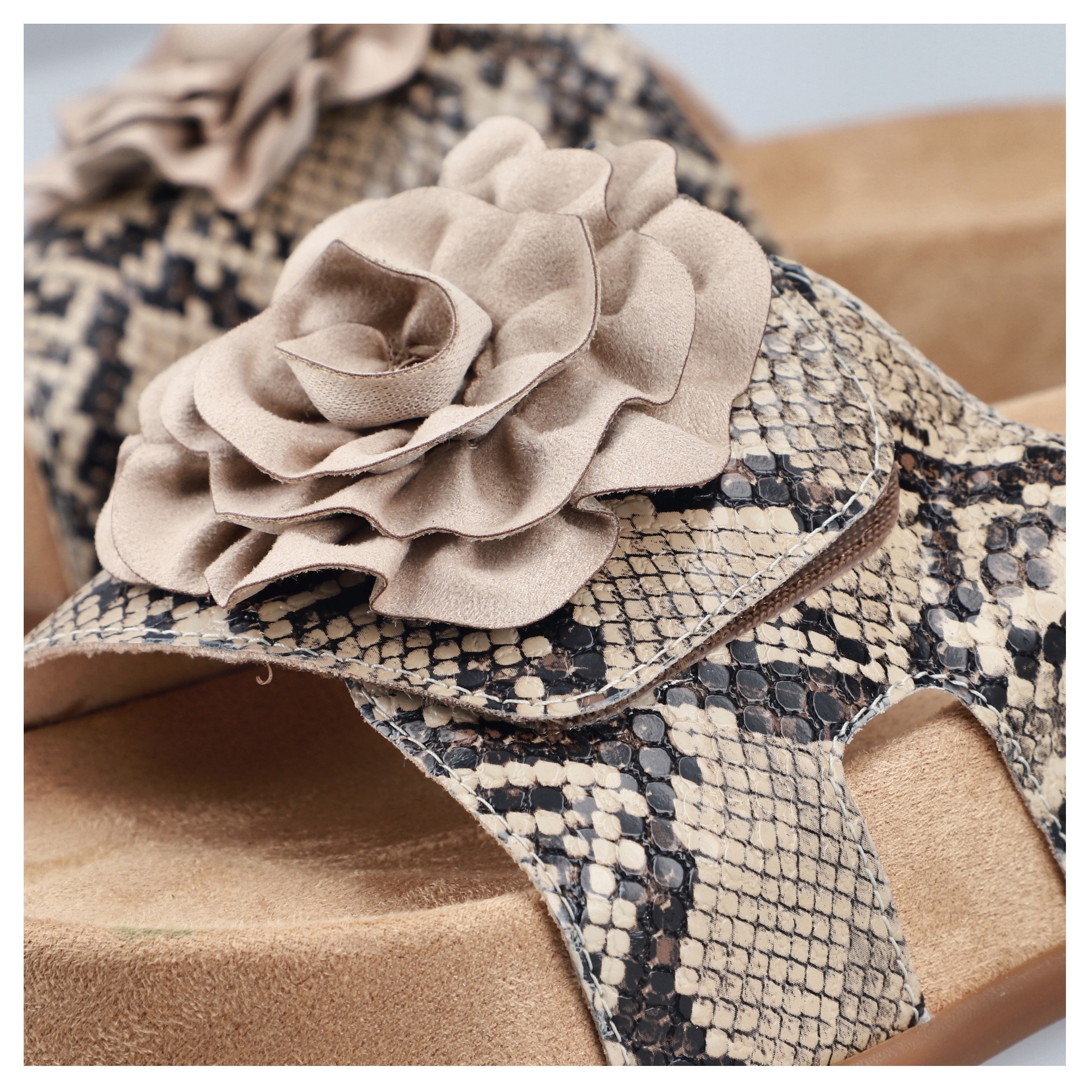 Rieker Pantolette  Chaussure d'été, chaussure de vacances, chaussure de plage avec fleur