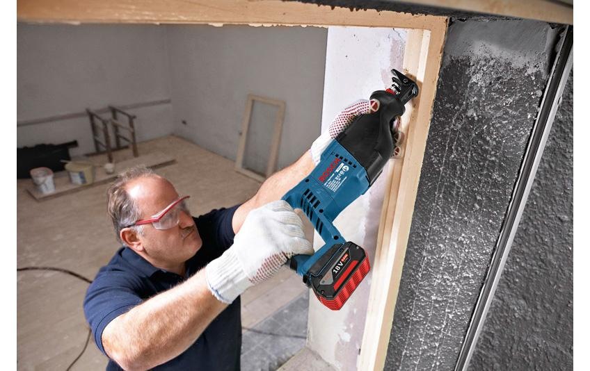 Bosch Professional Säbelsäge »GSA 18V-LI Solo, L-Boxx«