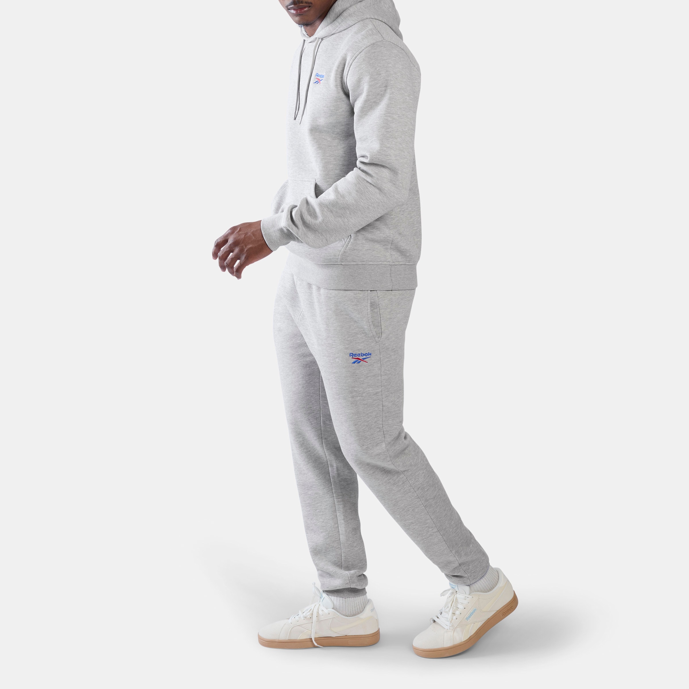 Reebok Sweat à capuche »ID 2-COL LOGO FLEECE HOODIE«, mit Kapuze, Langarm, aus Baumwolle und Polyester, normale Länge
