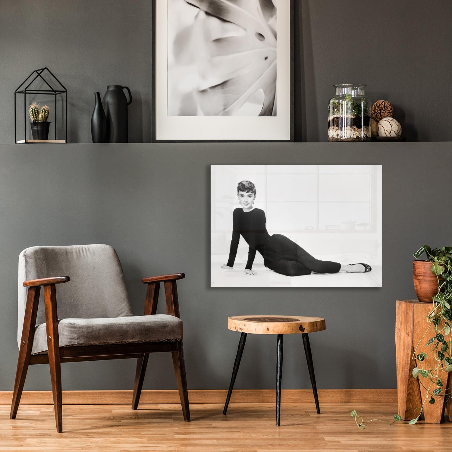 Image of queence Acrylglasbild "Audrey" Film Filmfiguren Filmszene Foto Frau Portrait Schwarz-Weiss Stars Fine Art-Print in Galeriequalität