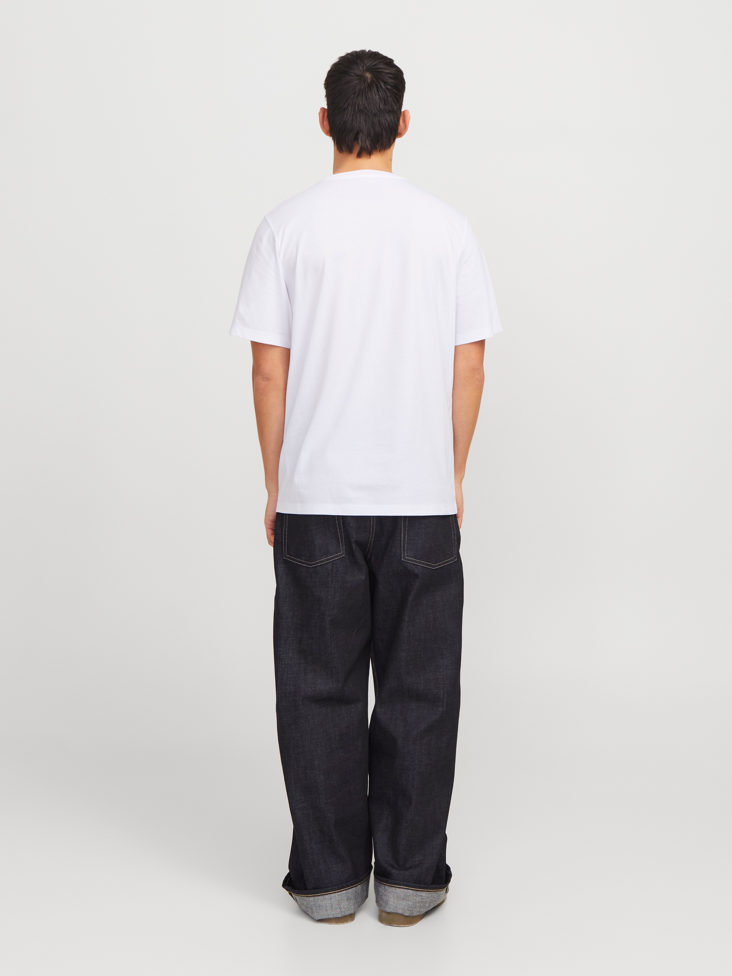 Jack & Jones Rundhalsshirt »JJELOGO TEE SS O-NECK 2 COL SS25 SN«, mit Logo Print
