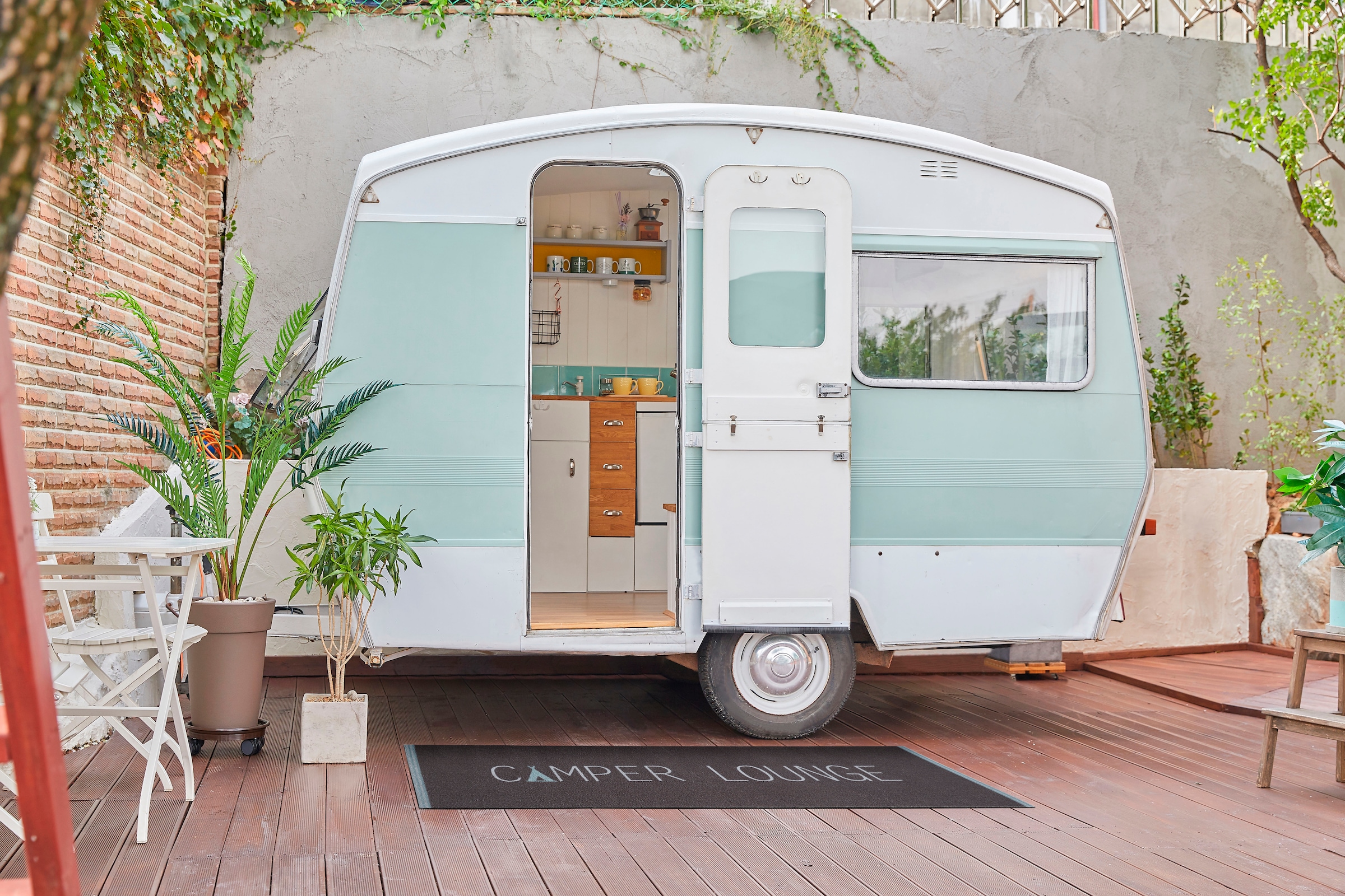 my home Läufer »Camping«, rechteckig, 8,5 mm Höhe, mit Schriftzug, ideal für Camper & Wohnwagen, In- und Outdoor geeignet