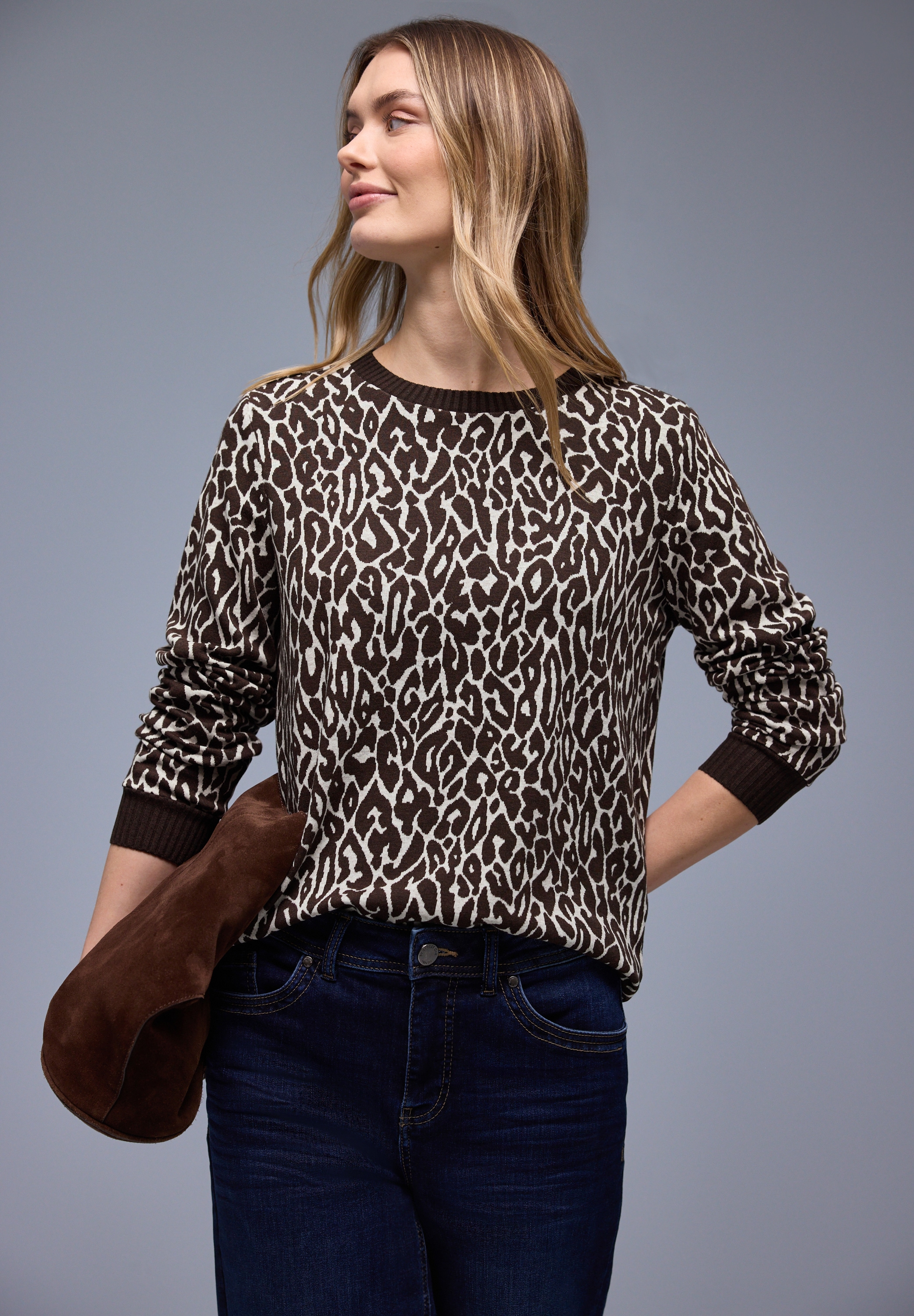Image of STREET ONE Langarmshirt im Leo-Jaquard-Look