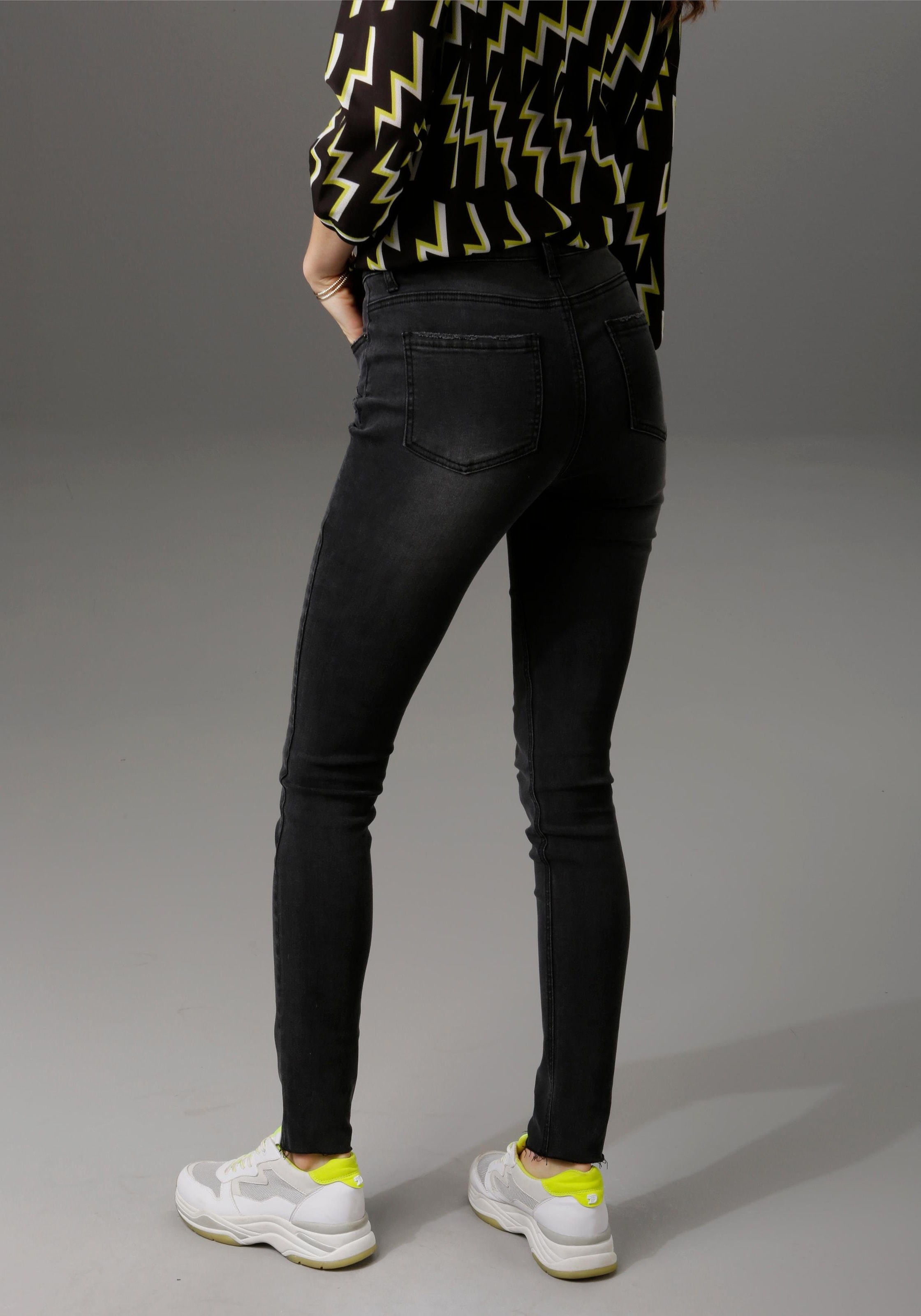 Aniston CASUAL Skinny-fit-Jeans, regular à prix bon Acheter un waist