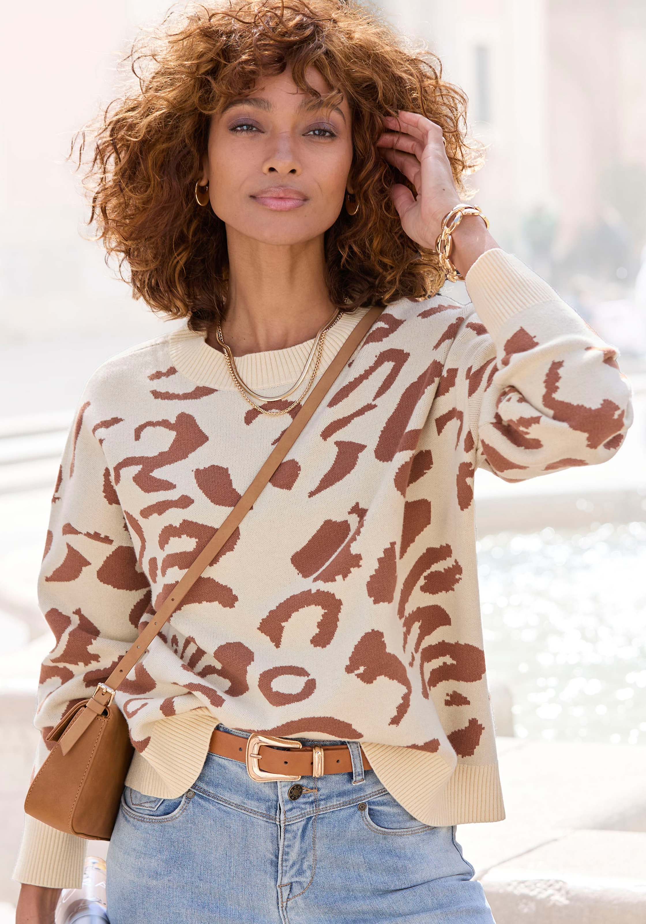 LASCANA Jacquardpullover mit Leomuster, dicker Strickpullover, Animalprint, modisch