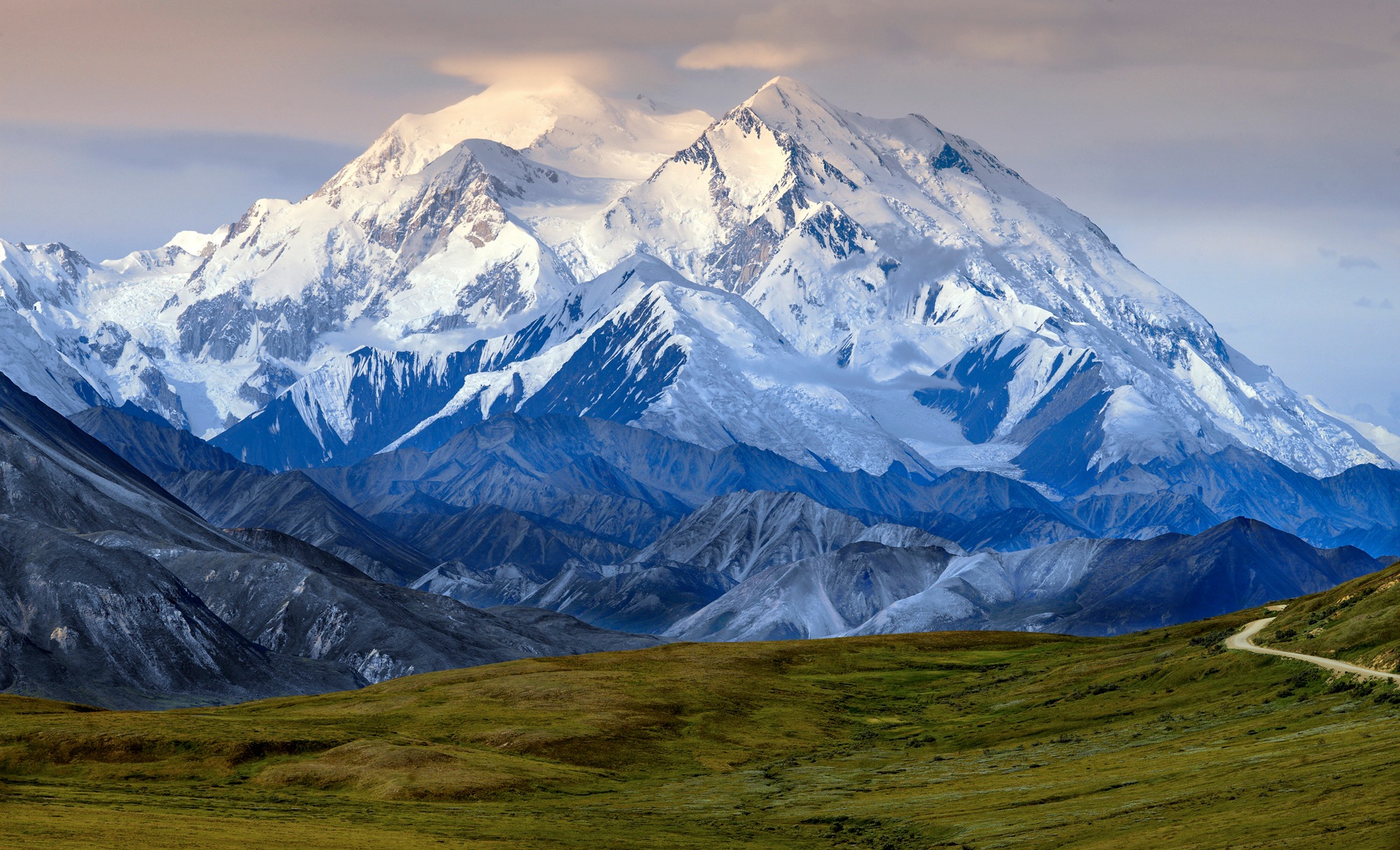 Image of Papermoon Fototapete »MOUNT MCKINLEY-ALASKY GEBIRGE WALD BERGE SONNE ALPEN«, Vliestapete, hochwertiger Digitaldruck, inklusive Kleister bei Ackermann Versand Schweiz