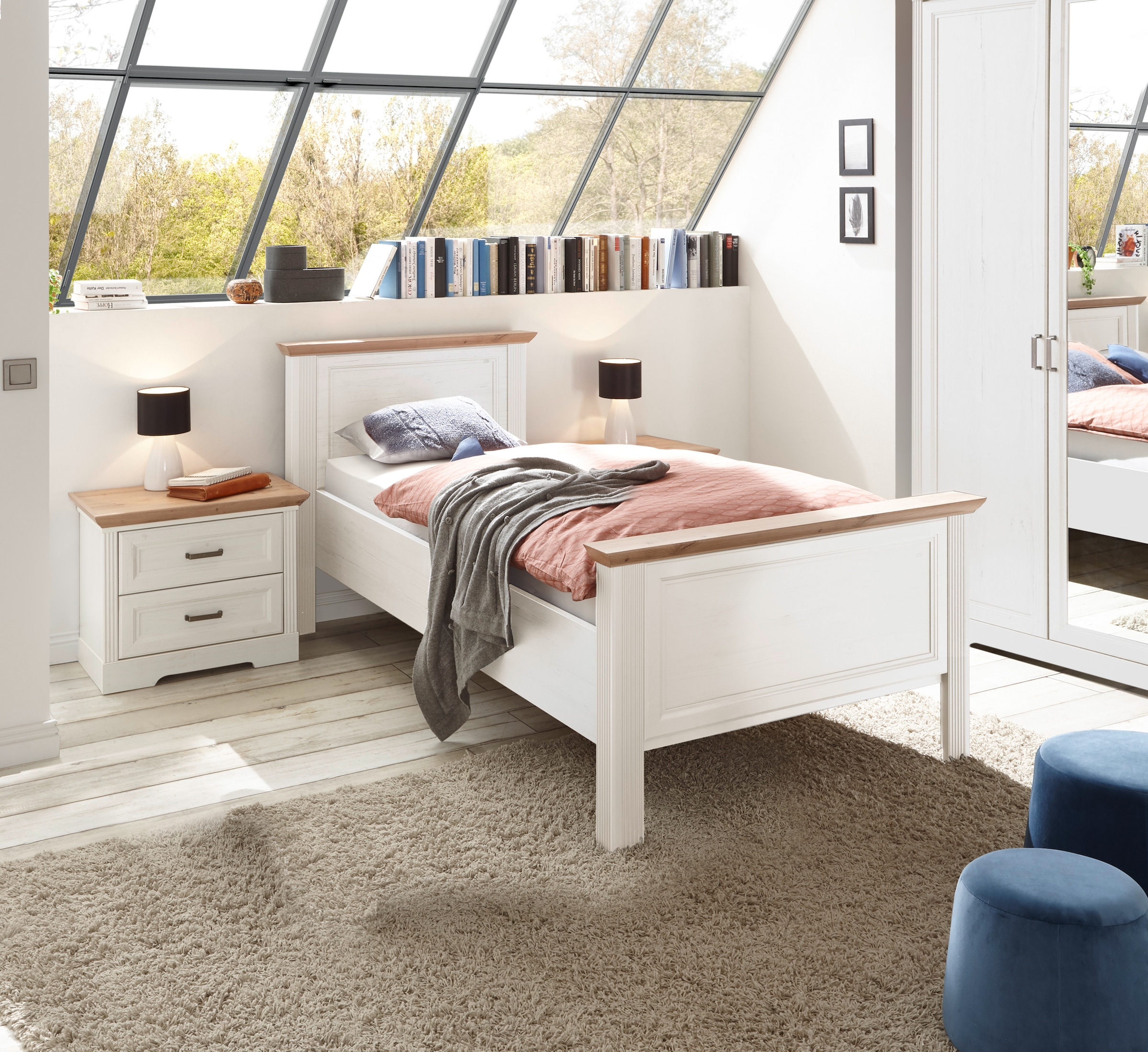Schlafkontor Nachtkommode »Jasmin II«, im Landhausstil