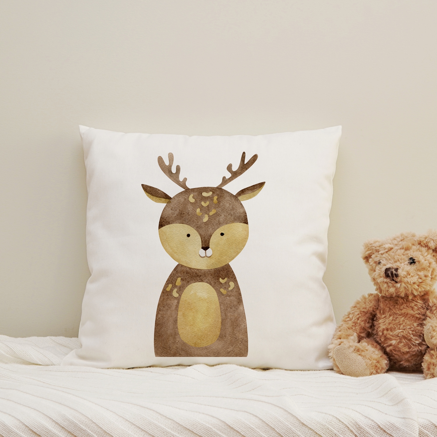 Image of queence Dekokissen "Wildtierbaby" Kissenhülle mit HD Premium Druck, geruchsneutral, 40x40cm