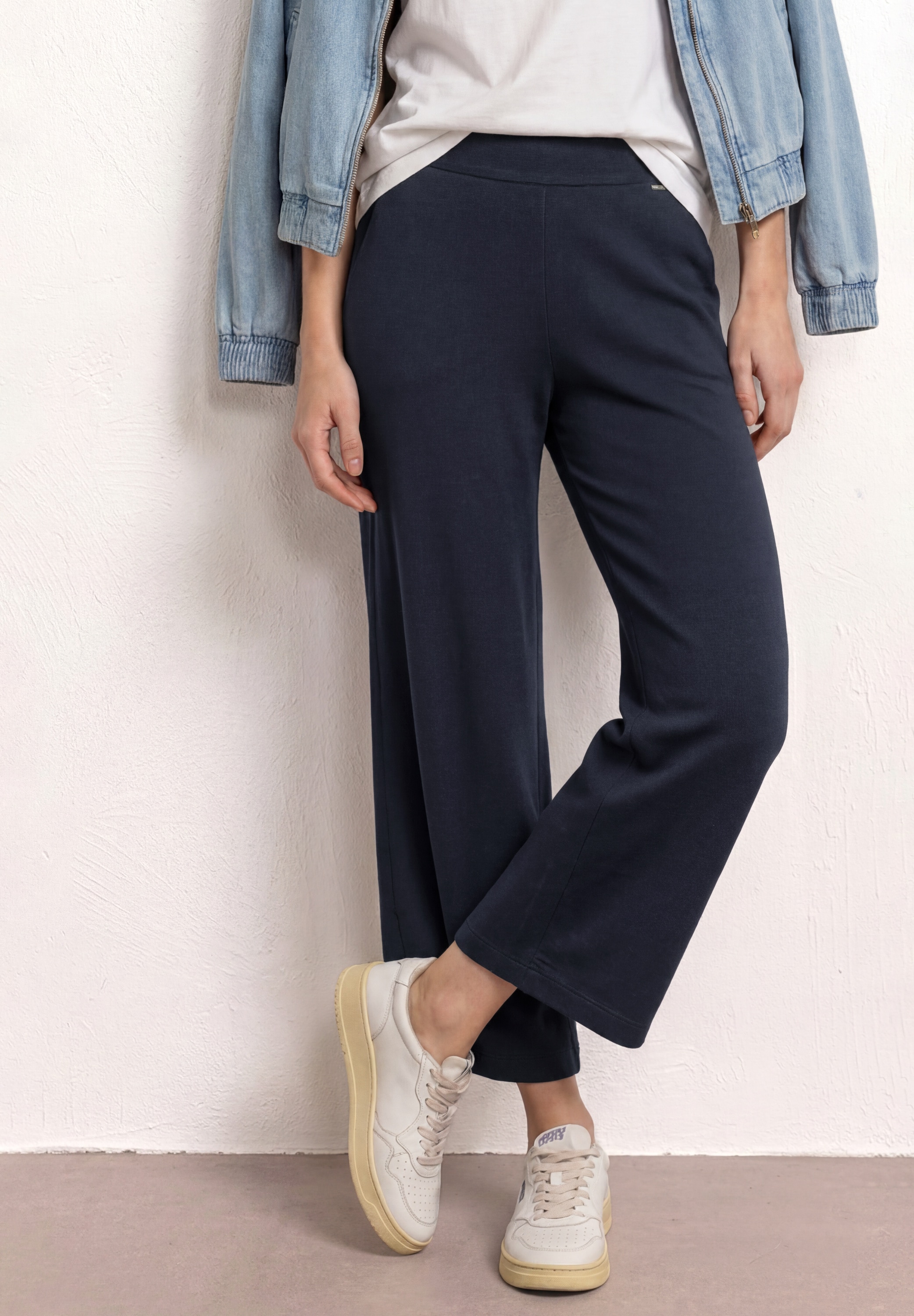 STREET ONE Pantalon en tissu »Style Emee«  en coupe loose