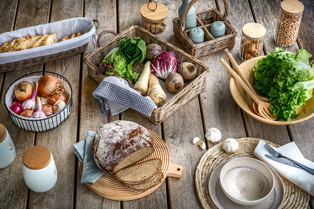 Zeller Present Brotkorb Set, 2 Stk. tlg. und Tablett im Set, Weide geflochten