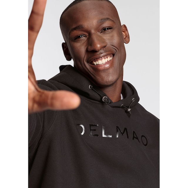 ♕ DELMAO Kapuzensweatshirt, mit Print versandkostenfrei auf