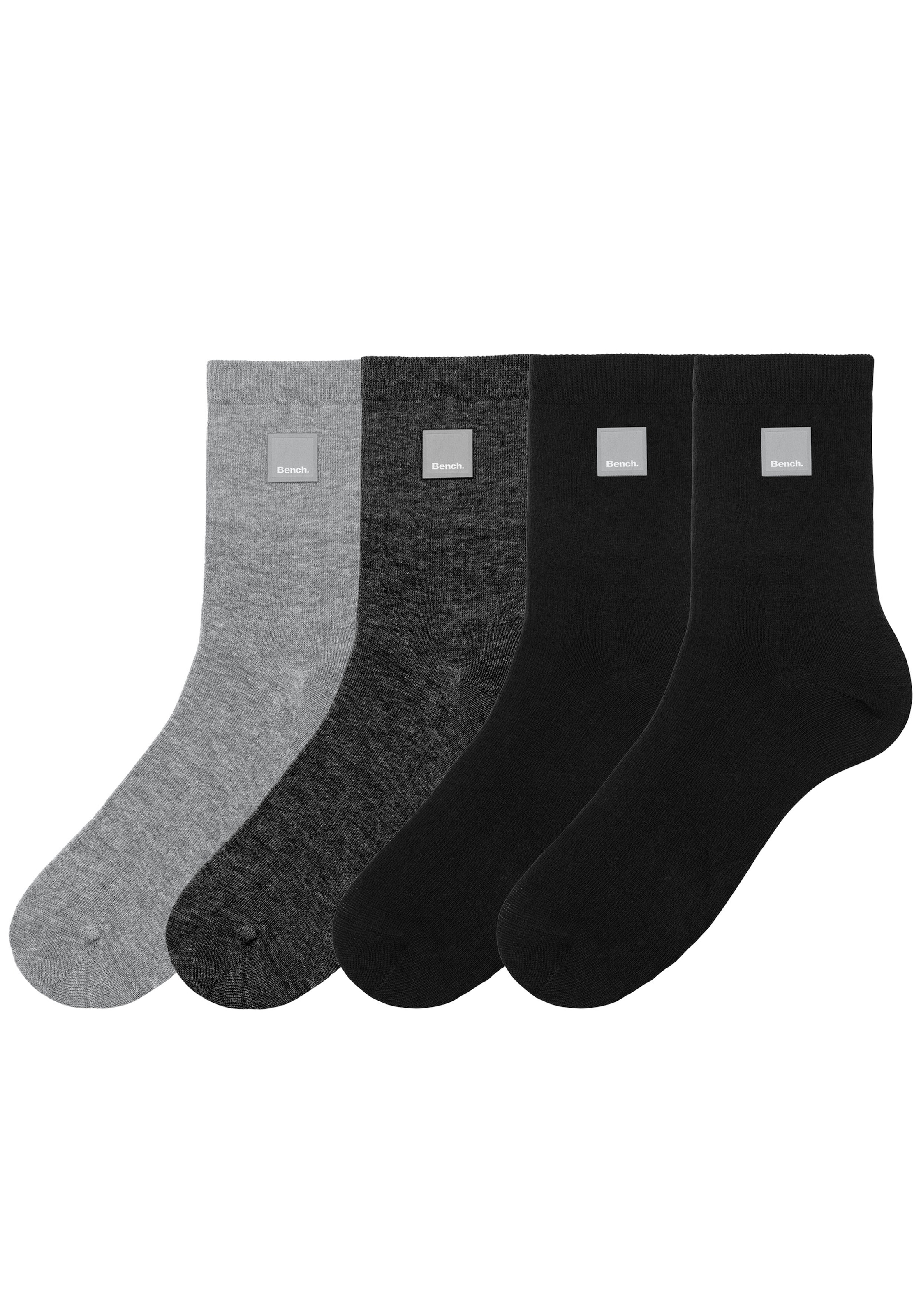 Bench. Basicsocken, (Packung, 4 Paar), mit Weblabel