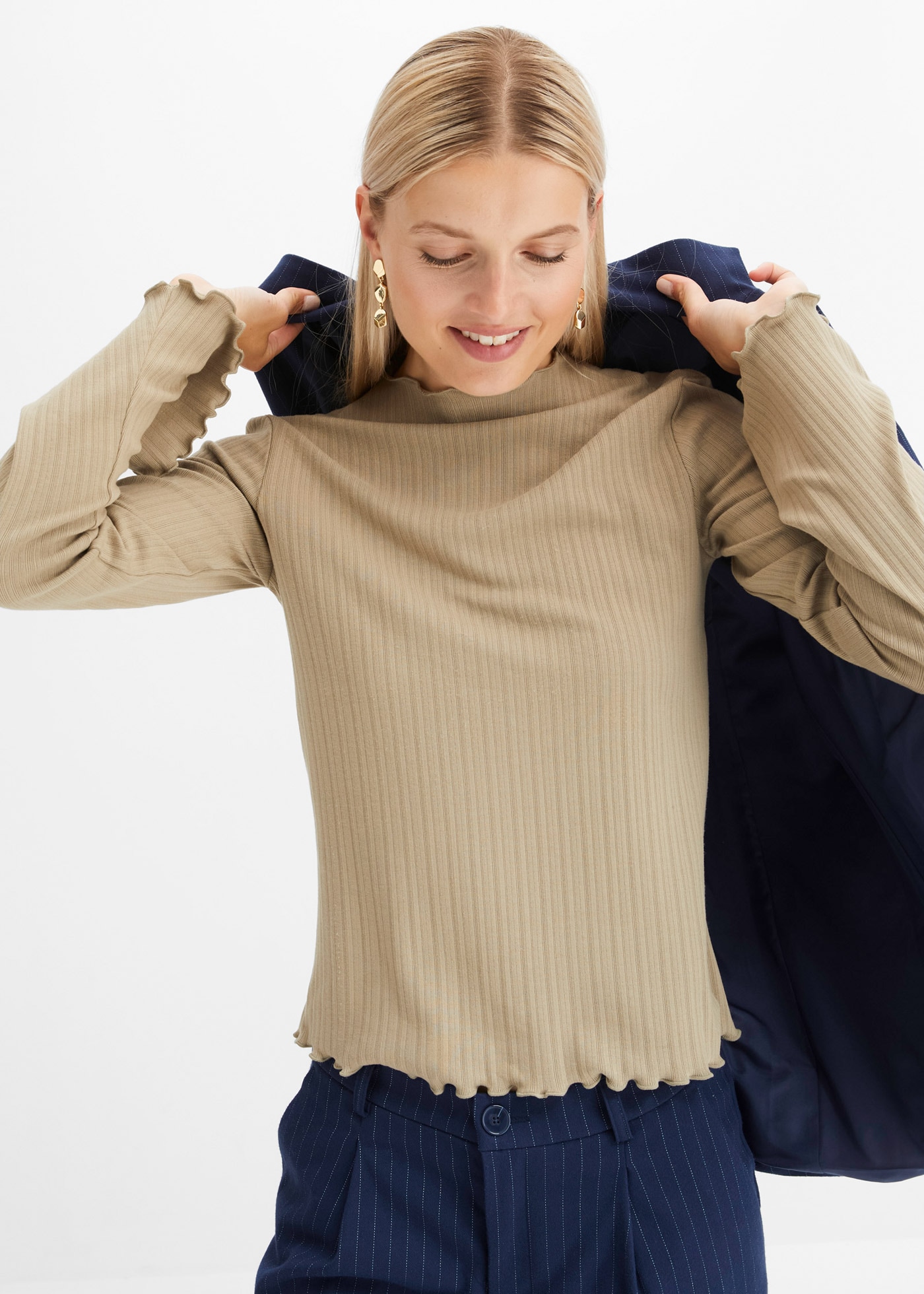 bonprix Langarmshirt »Geripptes Langarmshirt« Geripptes Langarmshirt mit Wellensaum