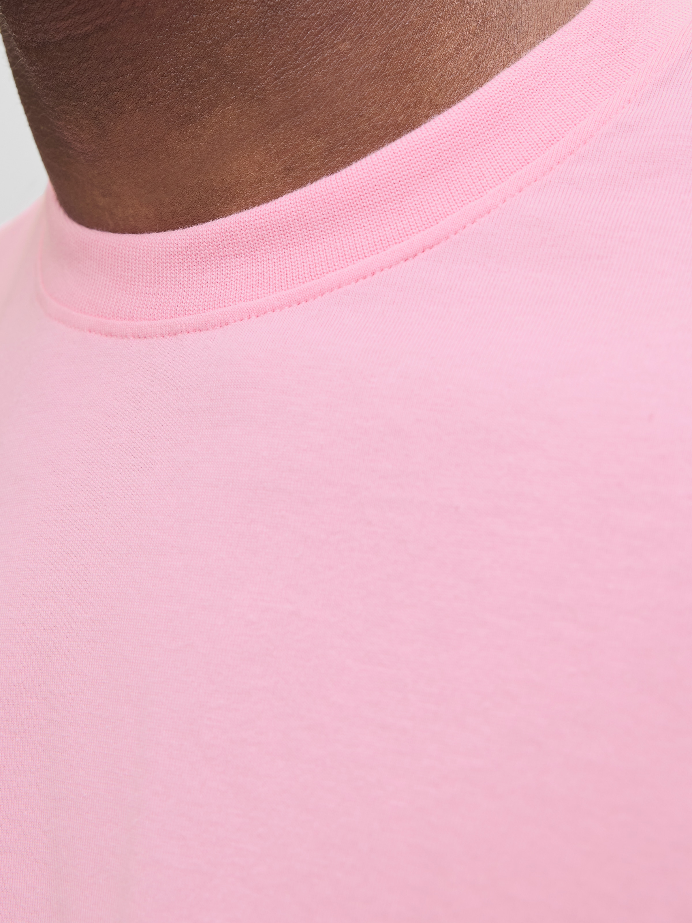 Jack & Jones T-Shirt »JJESOHO TEE SS CREW NECK NOOS« Baumwolle, relaxed fit