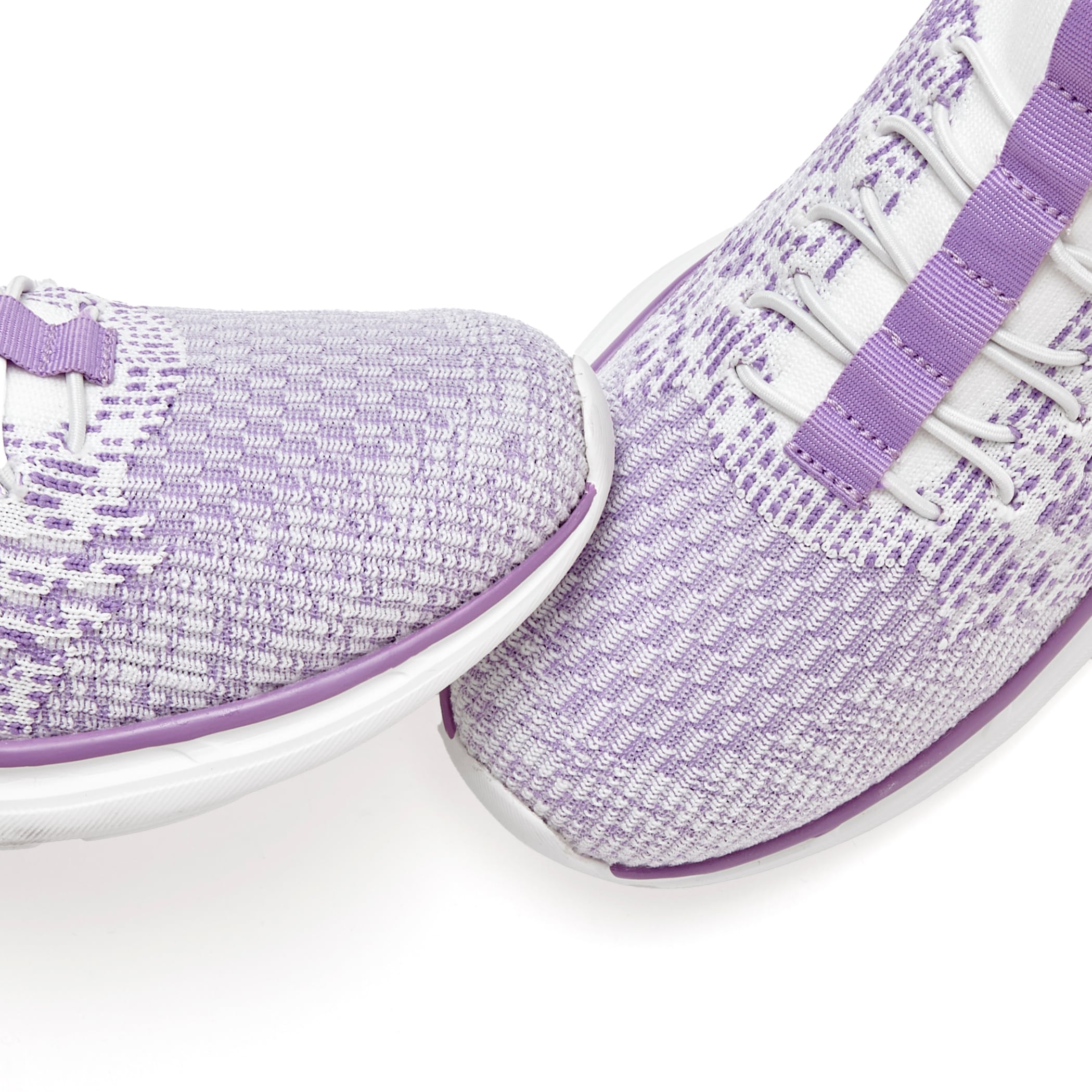 LASCANA Sneaker »Slipper, Halbschuh,«, bequem zum Reinschlüpfen mit elastischen Schnürbändern Unisex VEGAN