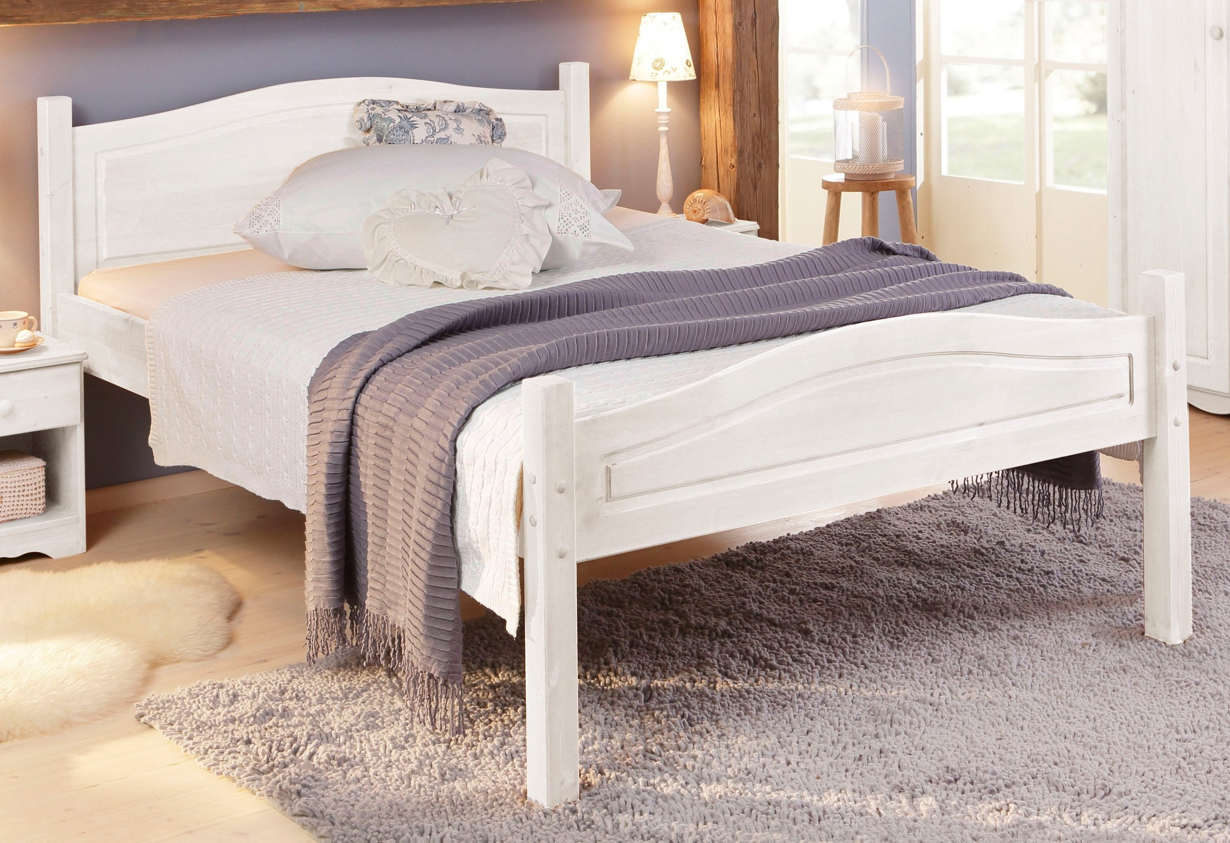 Image of Home affaire Massivholzbett »Bolton«, aus schönem massivem Kiefernholz, in unterschiedlichen Grössen und Farben bei Ackermann Versand Schweiz