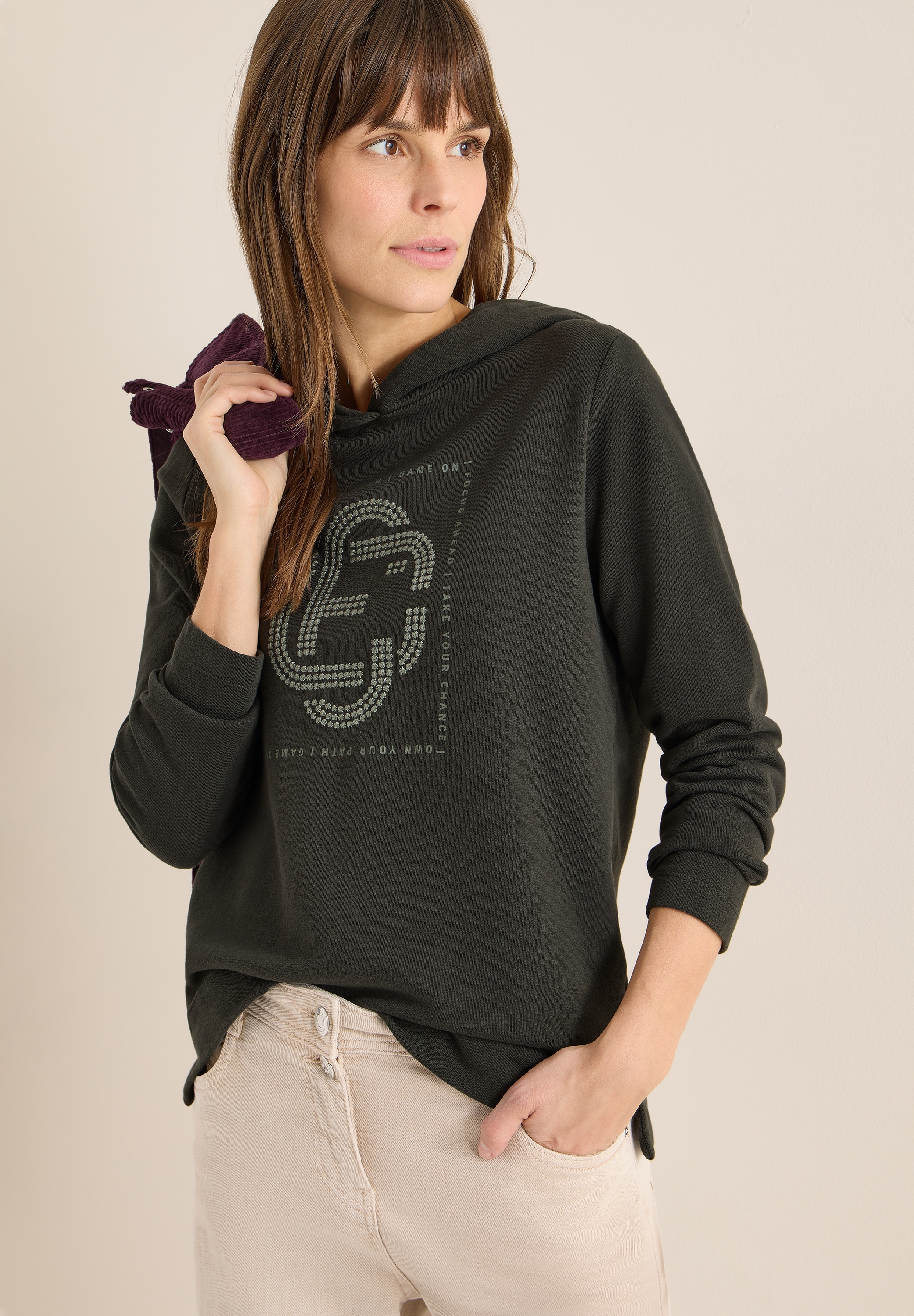 Image of Cecil Hoodie, Tonales Artwork mit Schmucksteinen