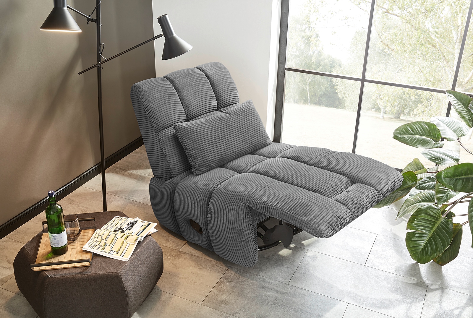 Jockenhöfer Gruppe Relaxsessel »Doncaster, B: 84 cm, Sitzhöhe: 50 cm« mit Dreh-, Schauckel-, Relax- & Wippfunktion, weicher Cordstoff